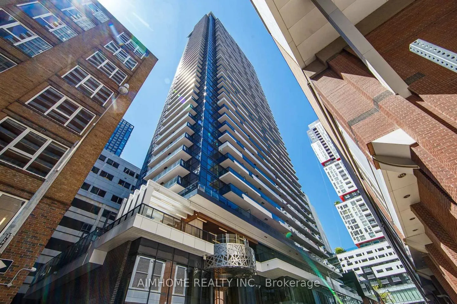 Front of Unit 2205, 38 Widmer Street