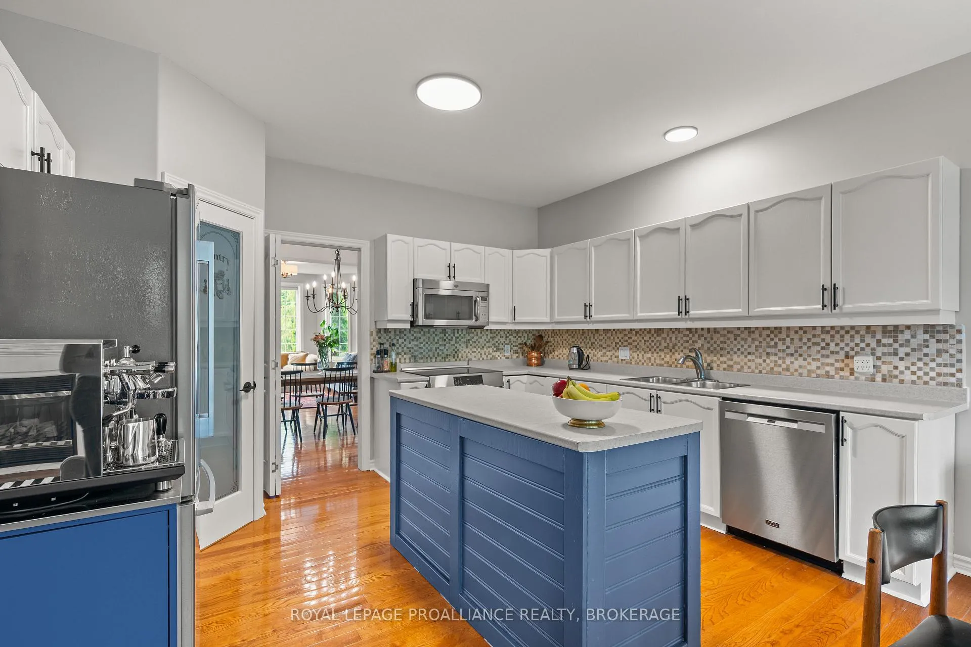 Photo 14 of 1319 Waterside Way, Kingston, Kingston East (Incl Barret Crt) — HOMEH