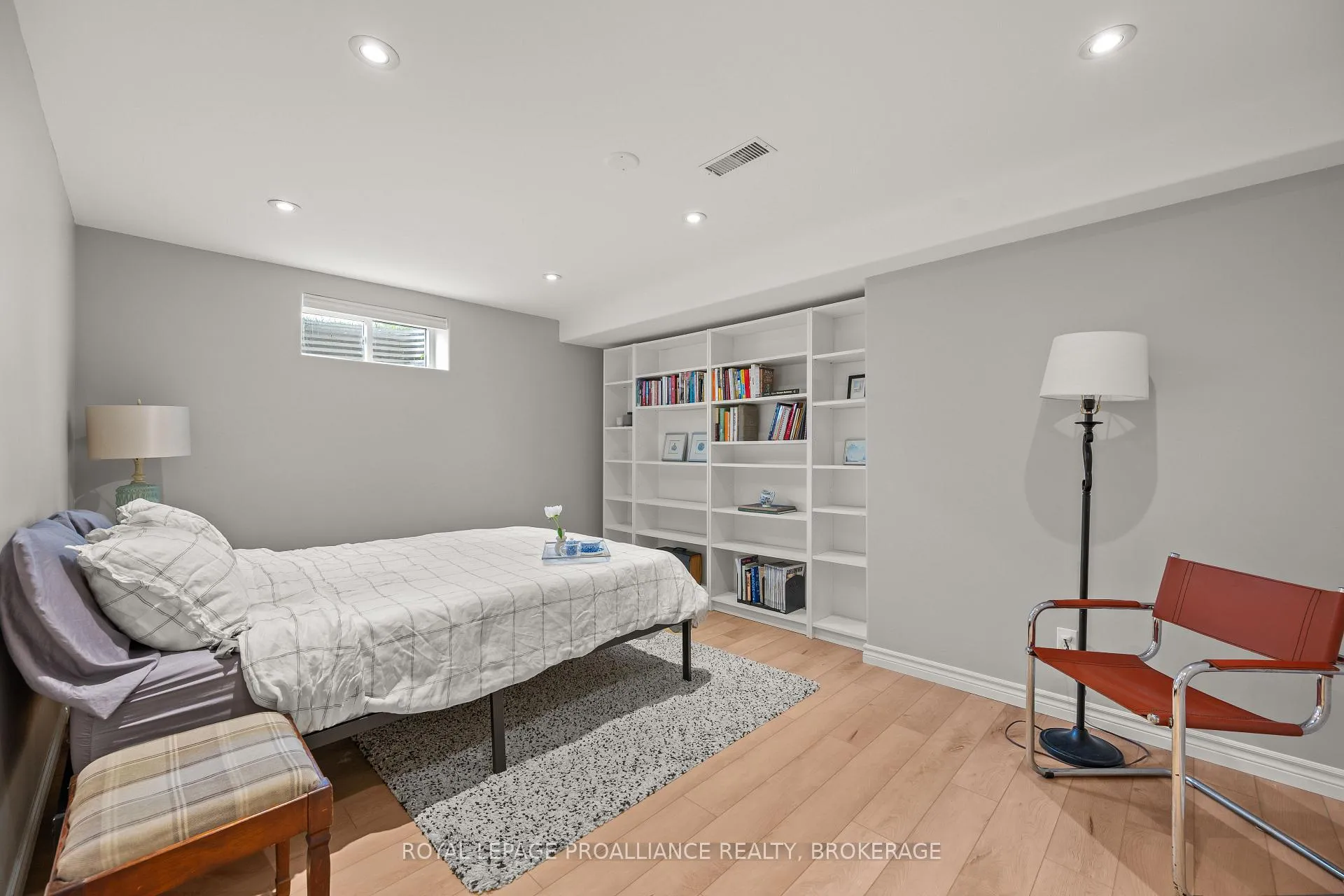 Photo 36 of 1319 Waterside Way, Kingston, Kingston East (Incl Barret Crt) — HOMEH
