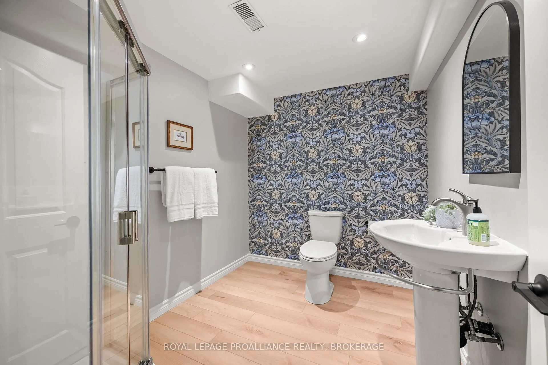 Photo 40 of 1319 Waterside Way, Kingston, Kingston East (Incl Barret Crt) — HOMEH