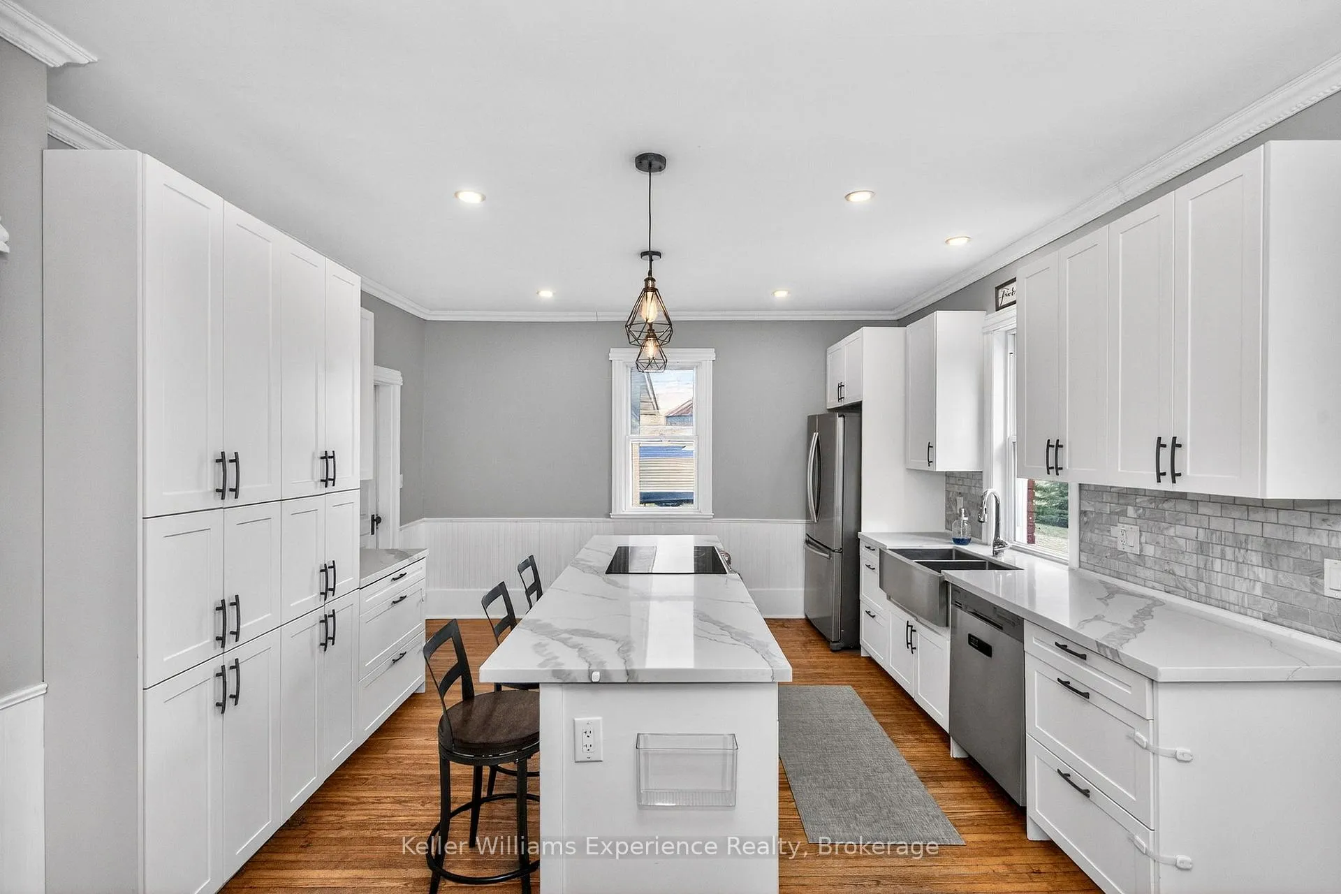 Photo 6 of 2936 Flos 6 Road W, Springwater, Phelpston — HOMEH