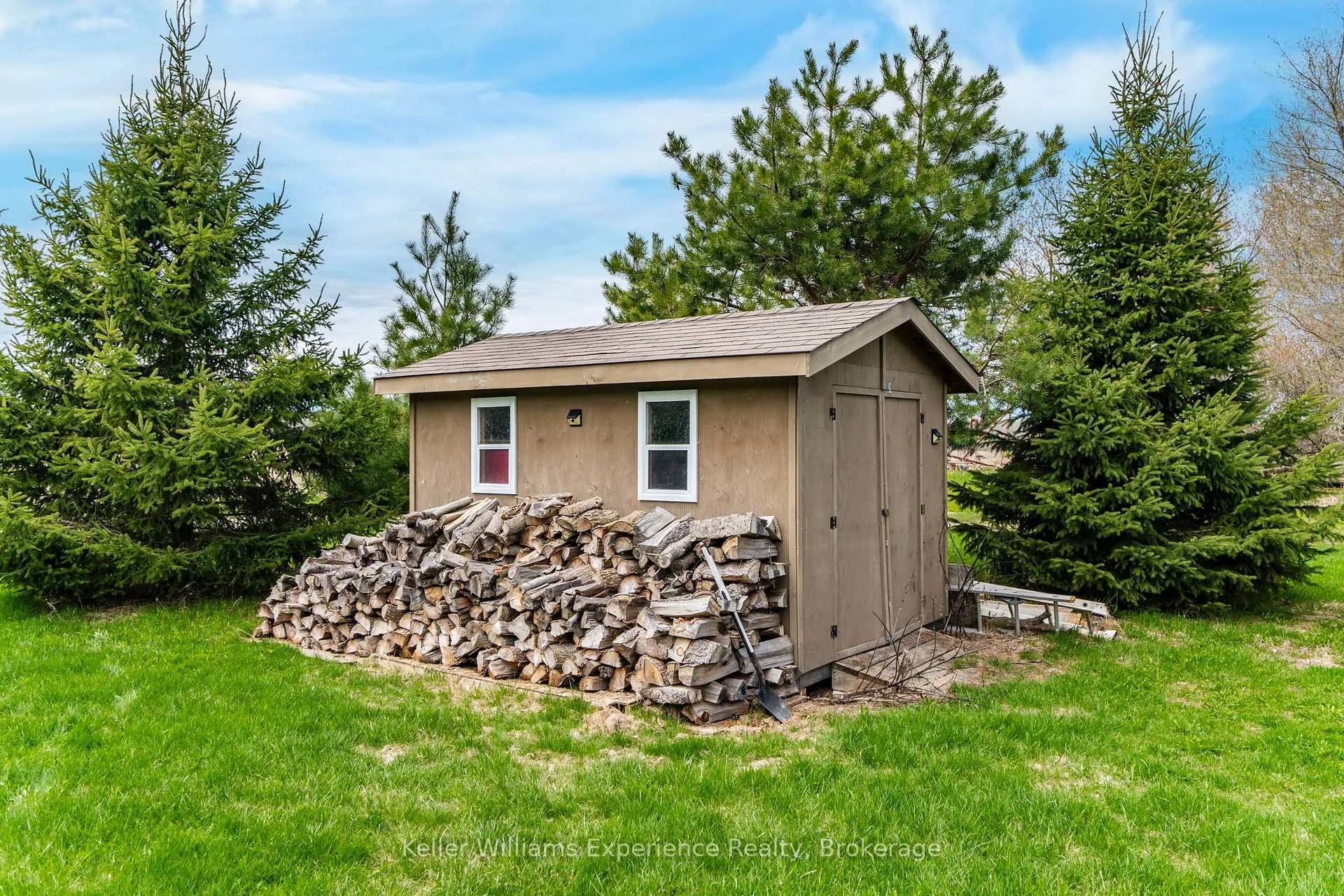 Photo 35 of 2936 Flos 6 Road W, Springwater, Phelpston — HOMEH