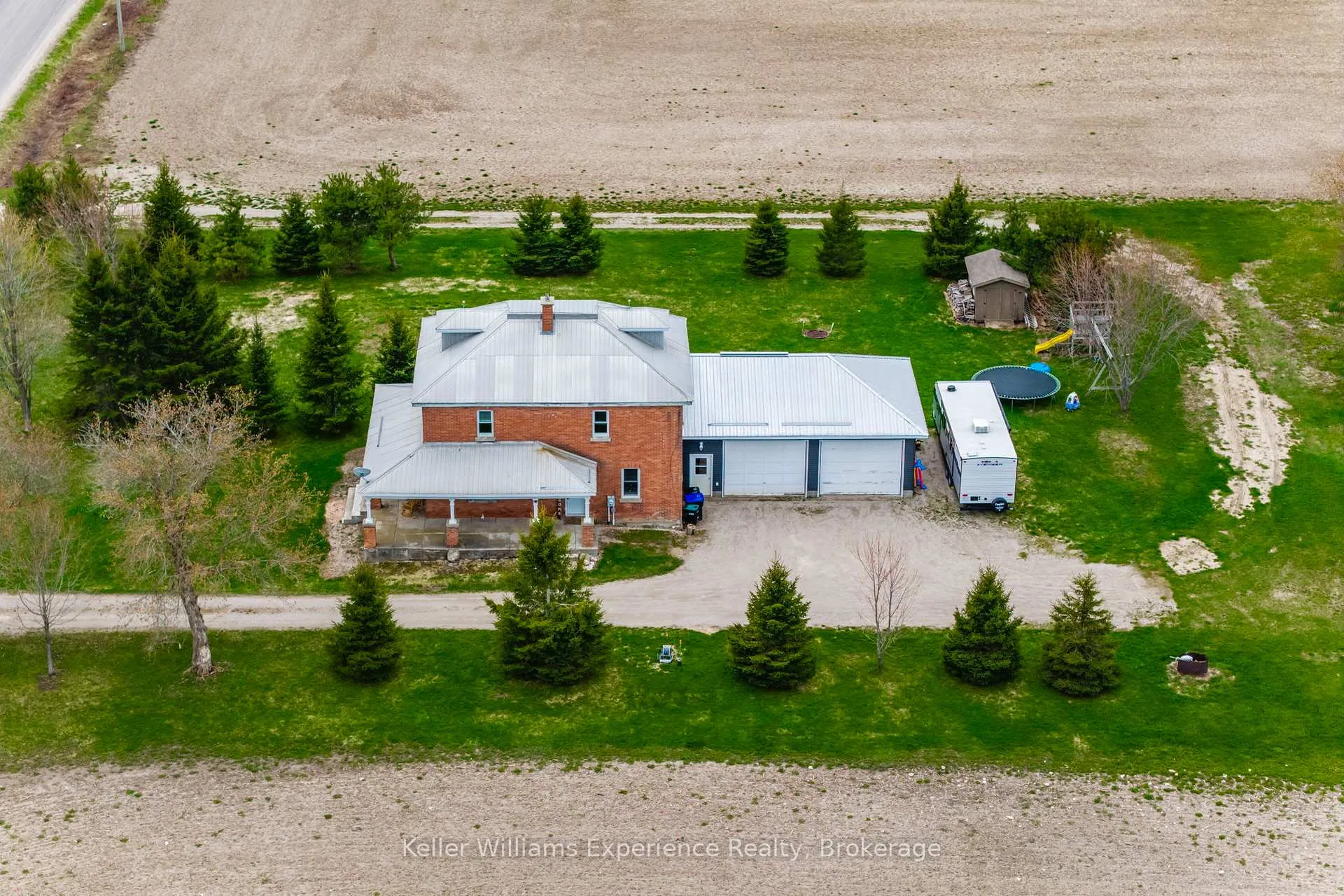Photo 41 of 2936 Flos 6 Road W, Springwater, Phelpston — HOMEH