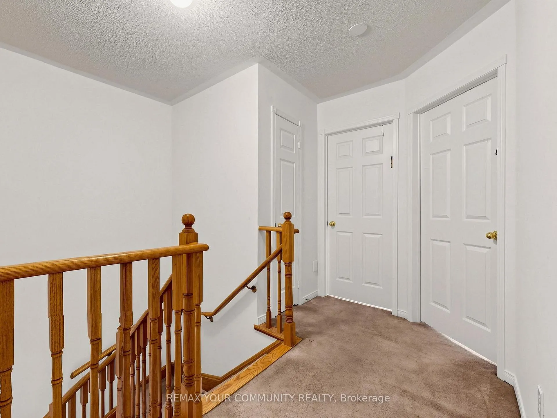 Photo 19 of 20 Dawson Crescent, Milton, Bronte Meadows — HOMEH