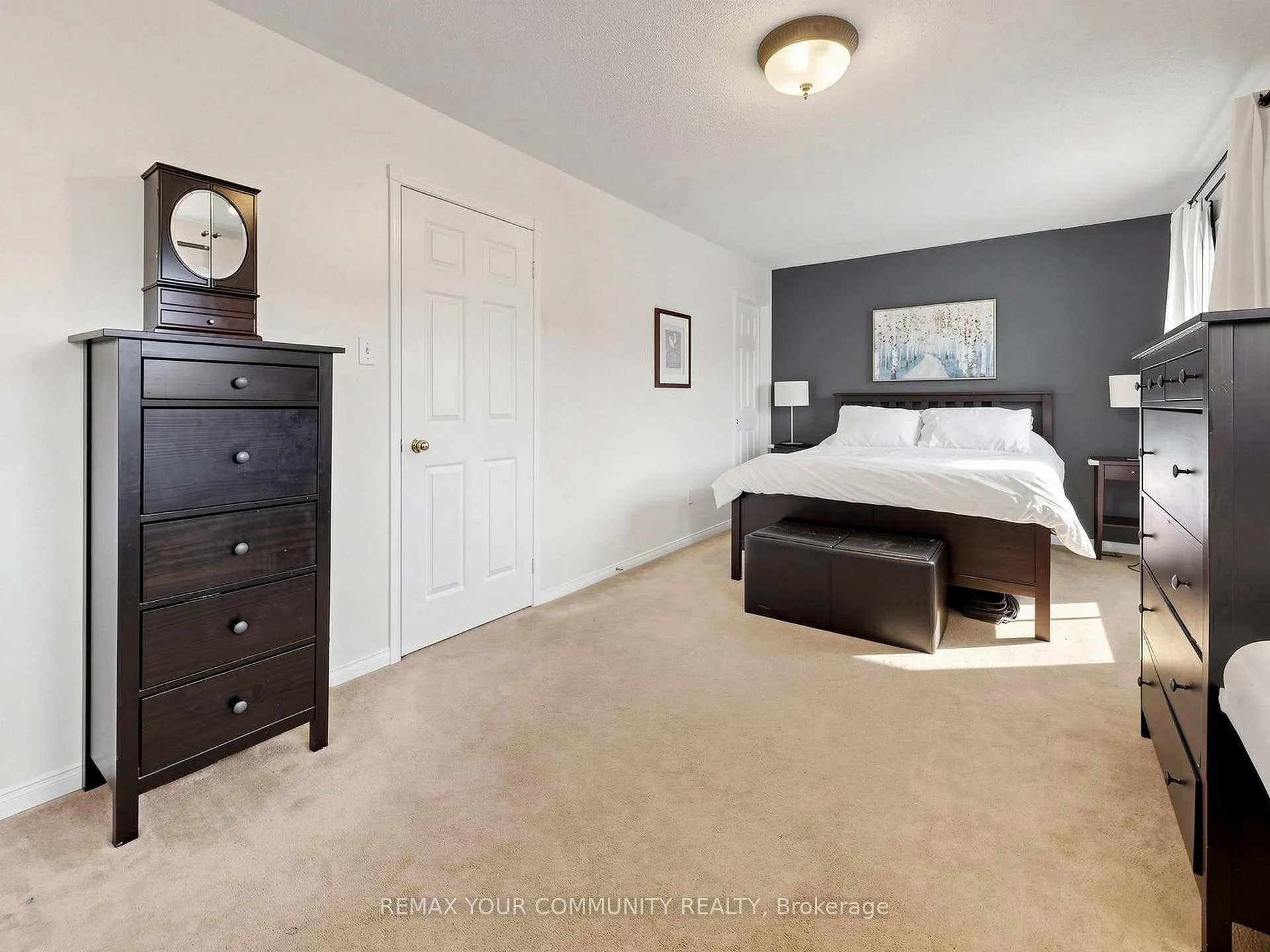 Photo 21 of 20 Dawson Crescent, Milton, Bronte Meadows — HOMEH