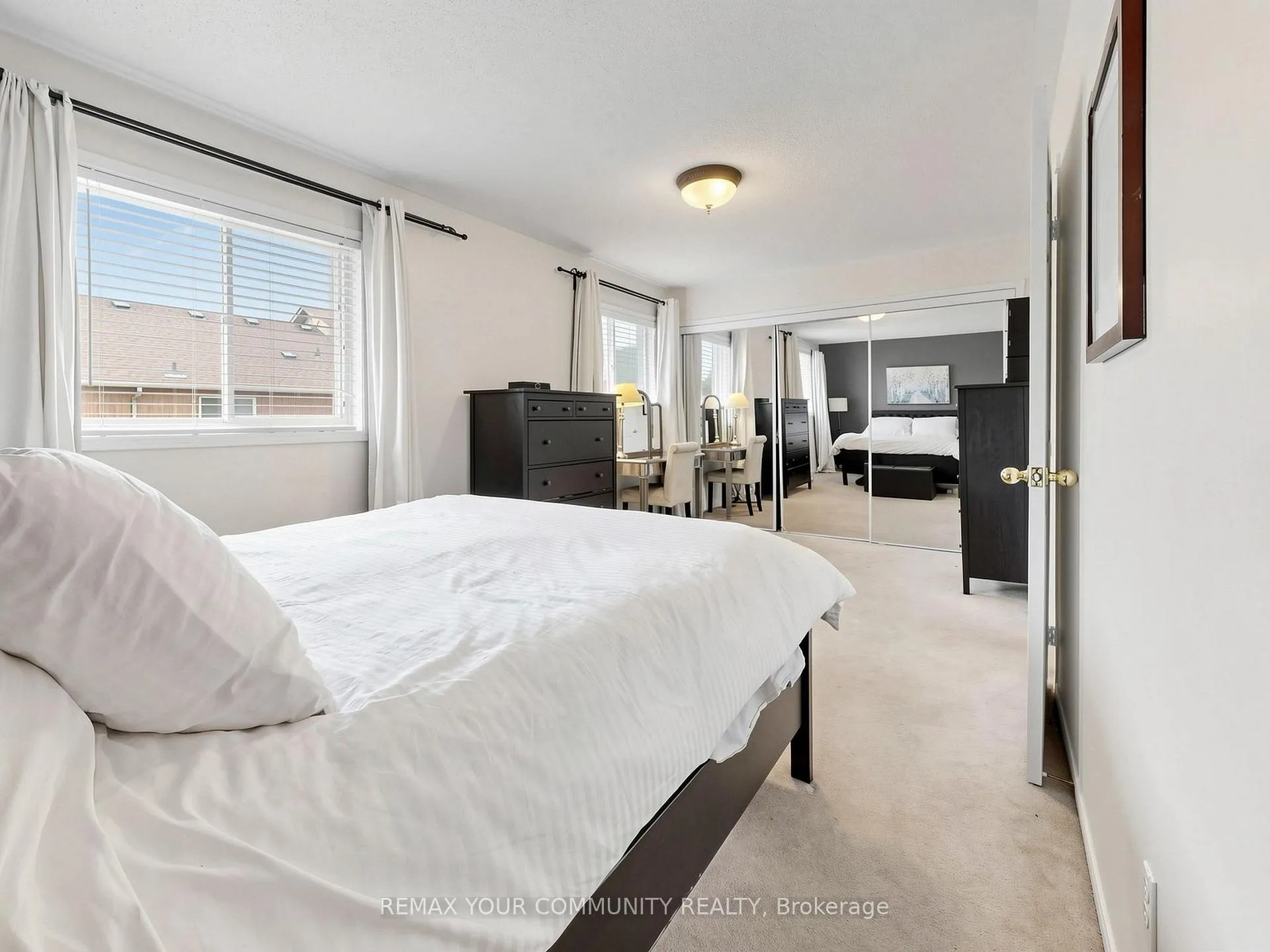 Photo 23 of 20 Dawson Crescent, Milton, Bronte Meadows — HOMEH