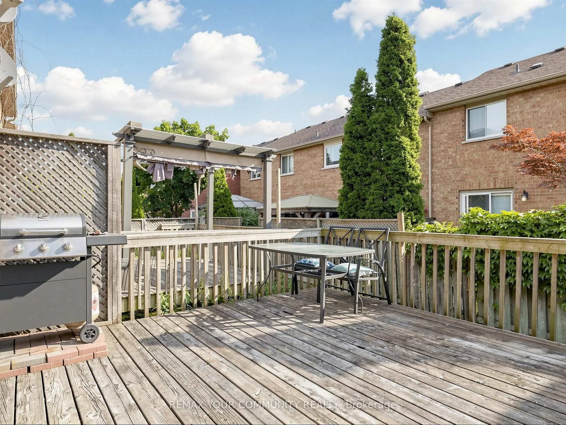 Photo 38 of 20 Dawson Crescent, Milton, Bronte Meadows — HOMEH