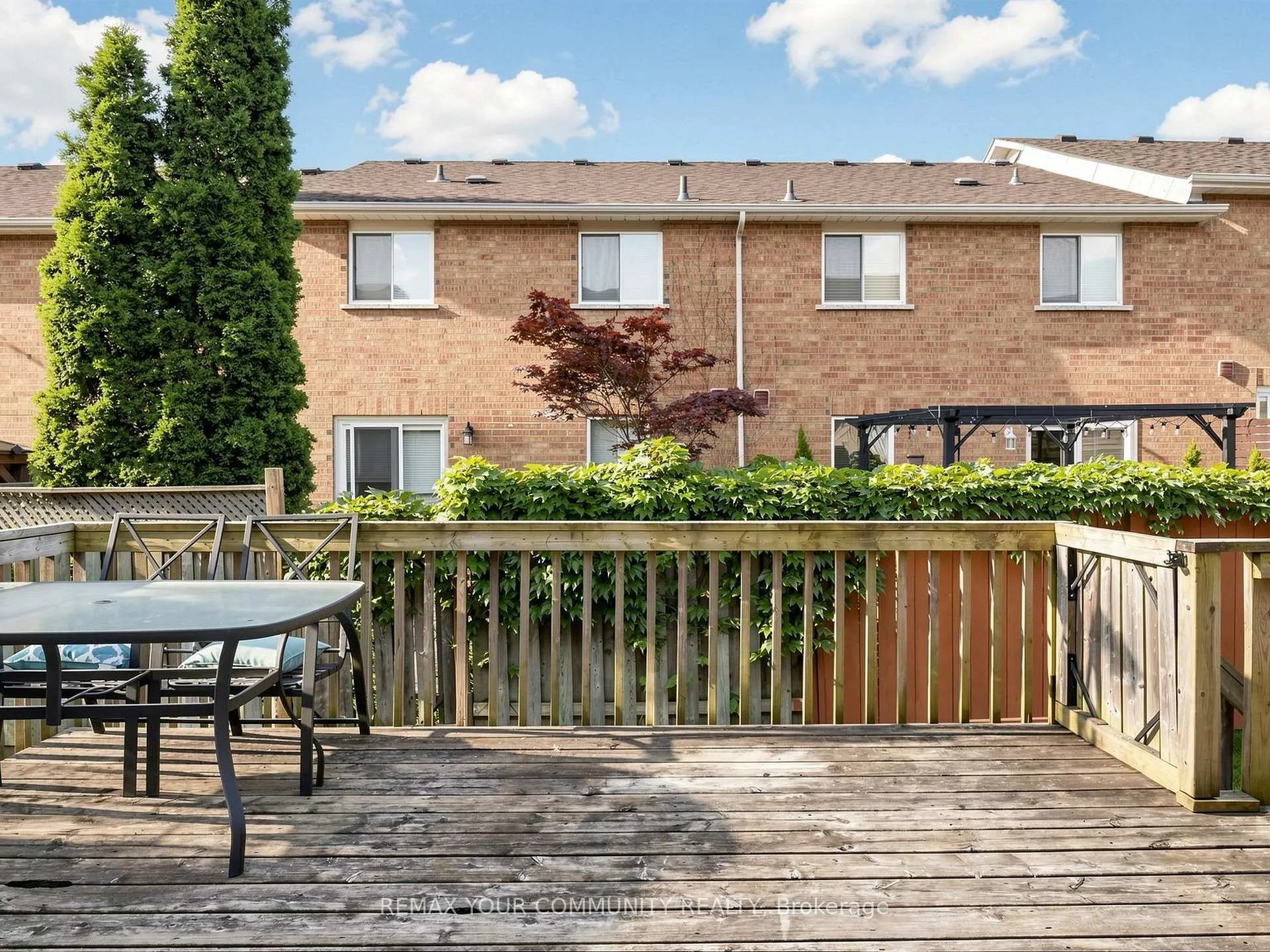Photo 39 of 20 Dawson Crescent, Milton, Bronte Meadows — HOMEH