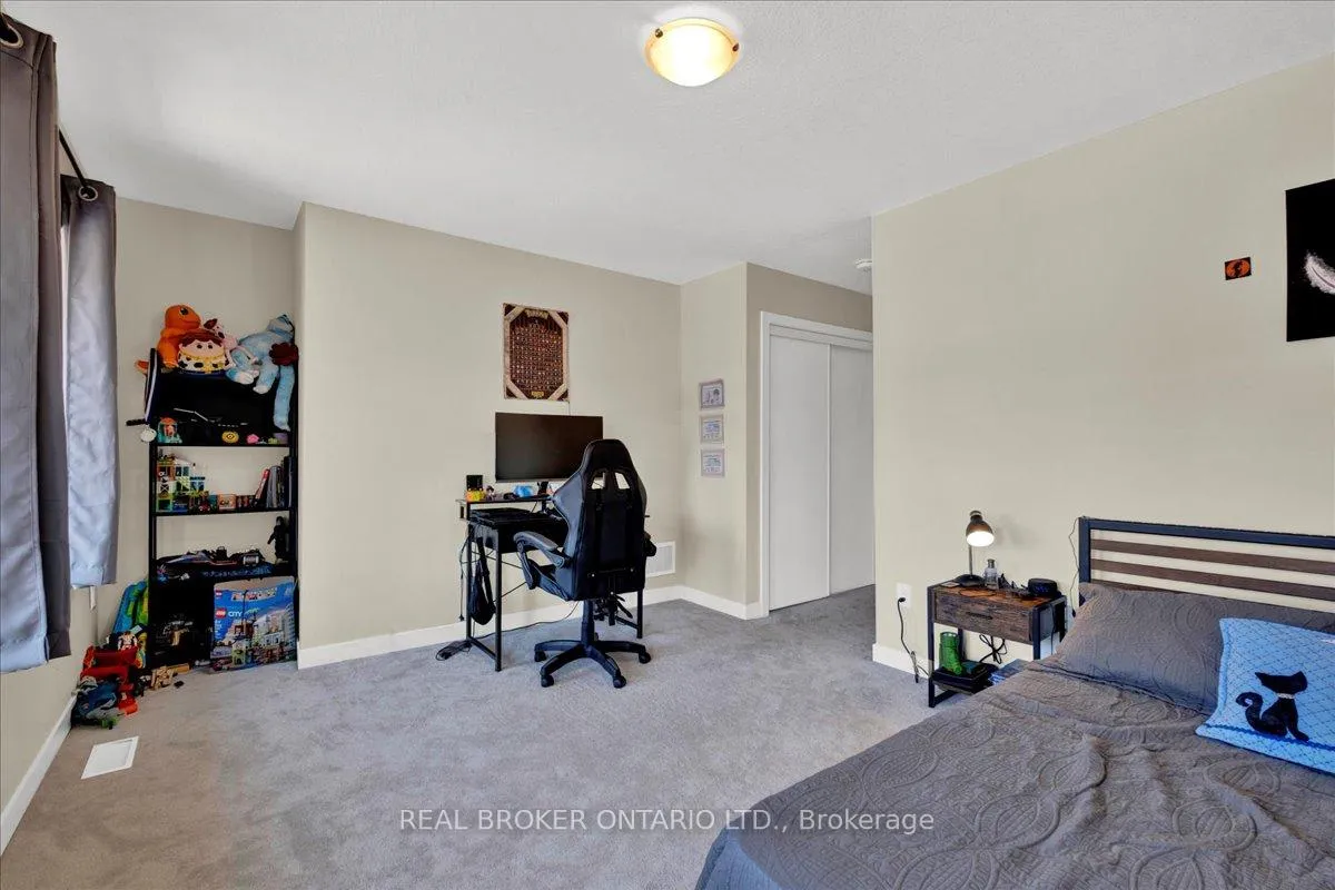 Photo 12 of 73 Stern Drive, Welland, Dain City — HOMEH