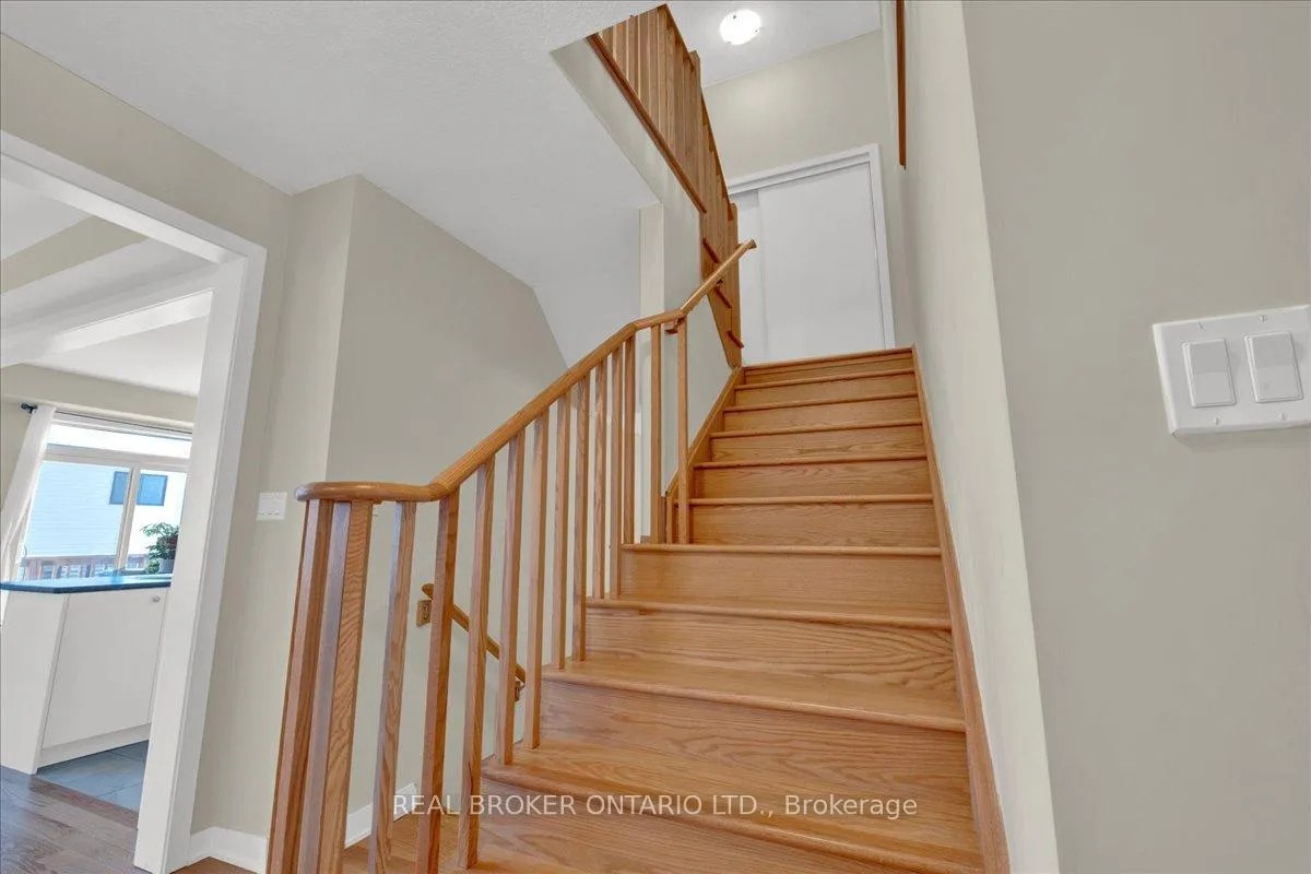 Photo 13 of 73 Stern Drive, Welland, Dain City — HOMEH