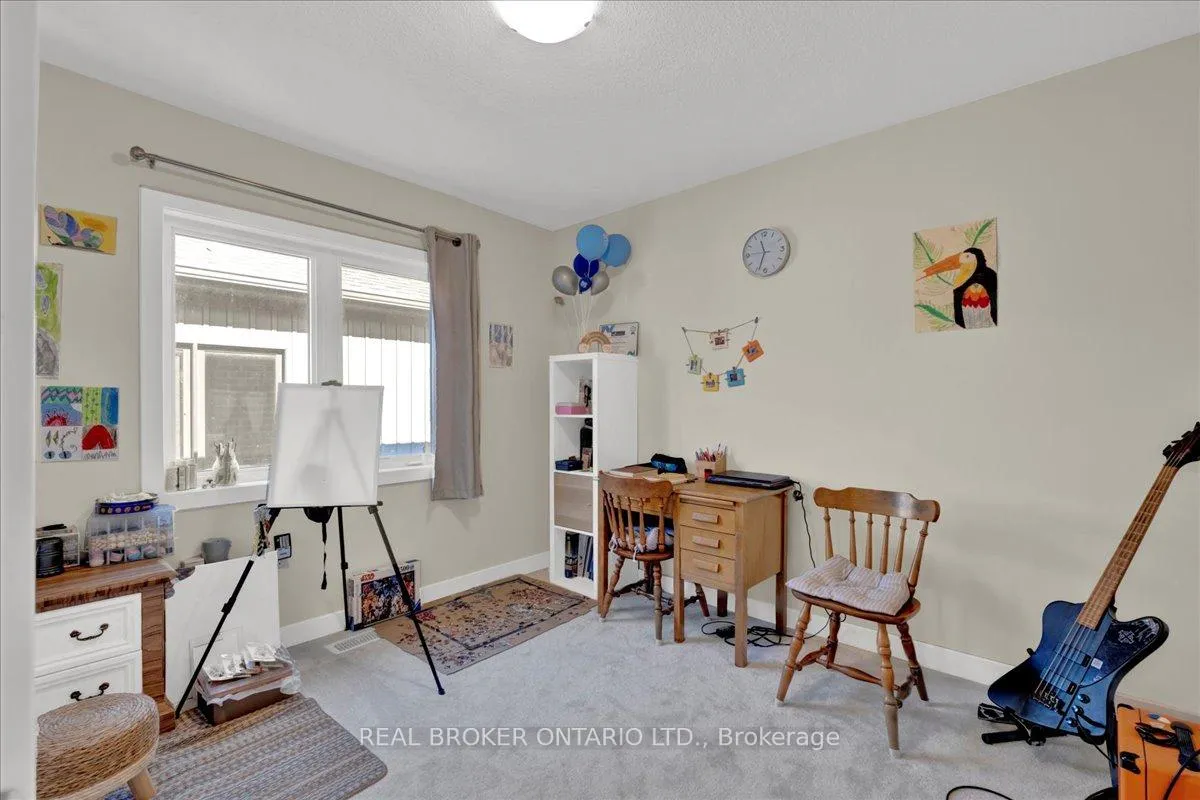 Photo 16 of 73 Stern Drive, Welland, Dain City — HOMEH