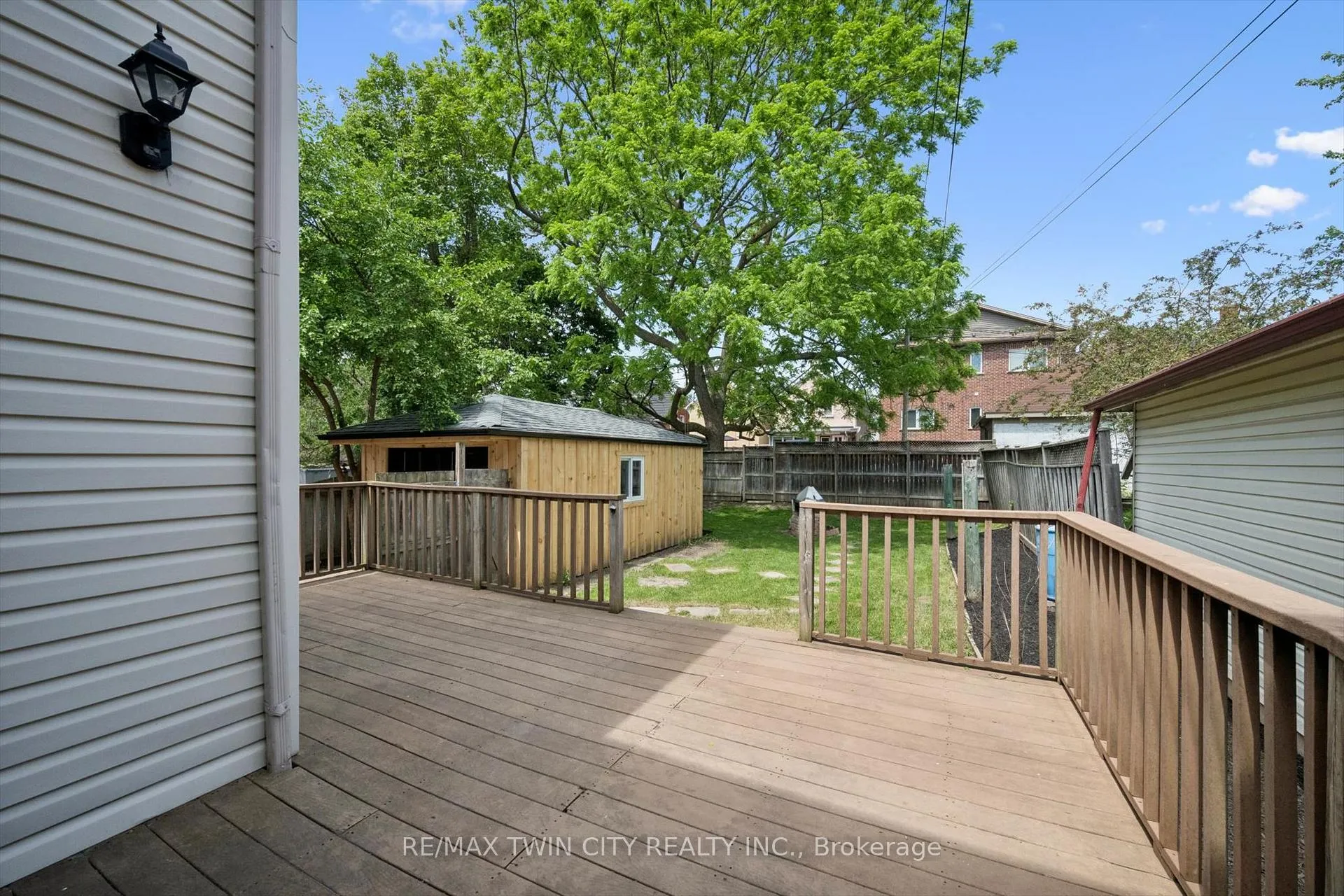 Photo 21 of 38 Stirling Avenue N, Kitchener — HOMEH