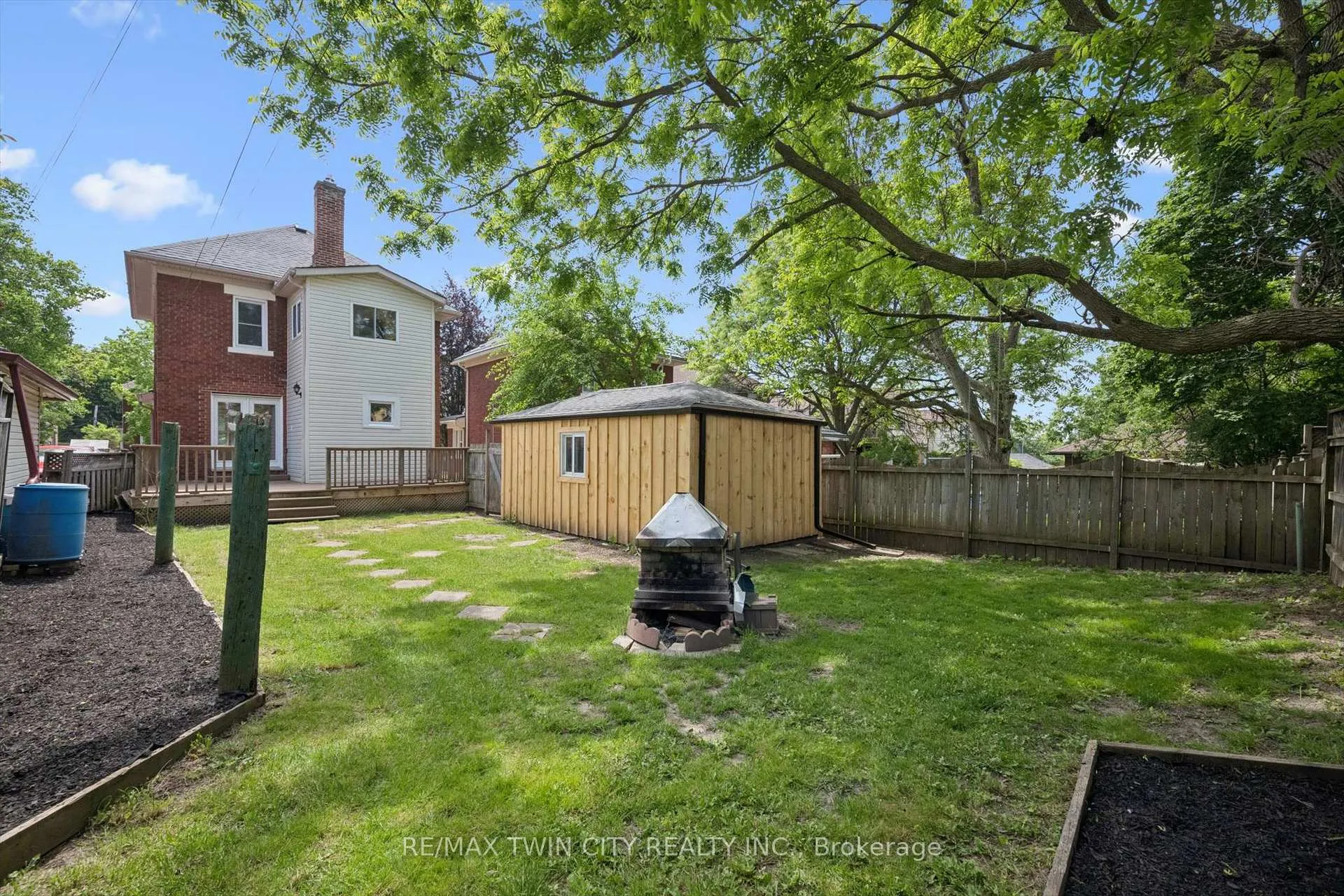 Photo 22 of 38 Stirling Avenue N, Kitchener — HOMEH