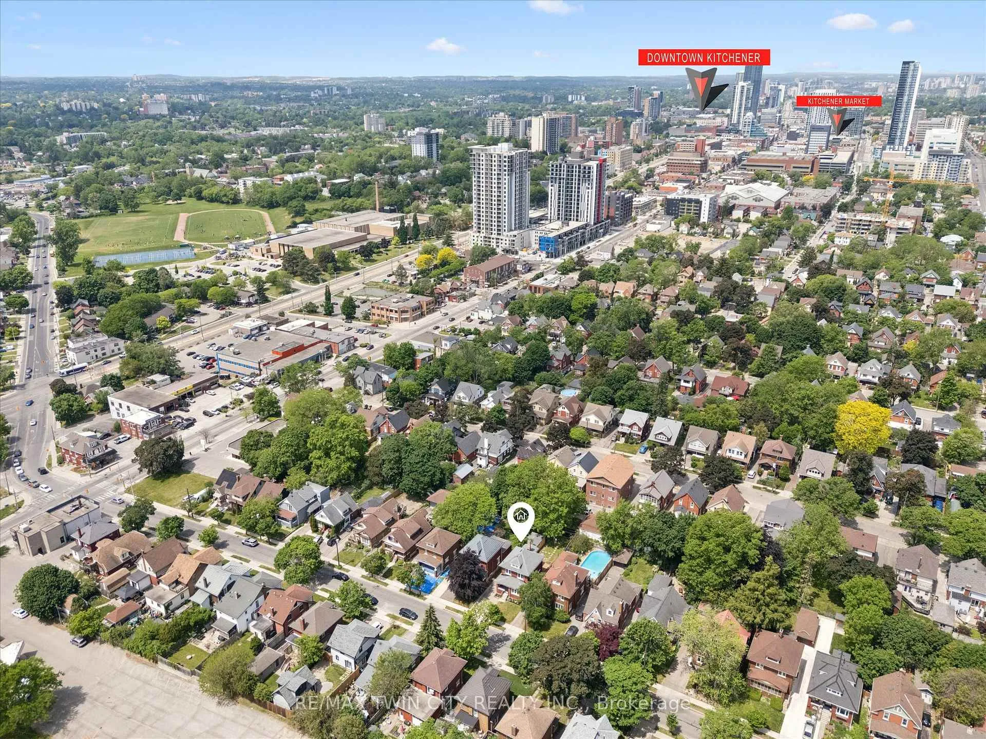 Photo 25 of 38 Stirling Avenue N, Kitchener — HOMEH