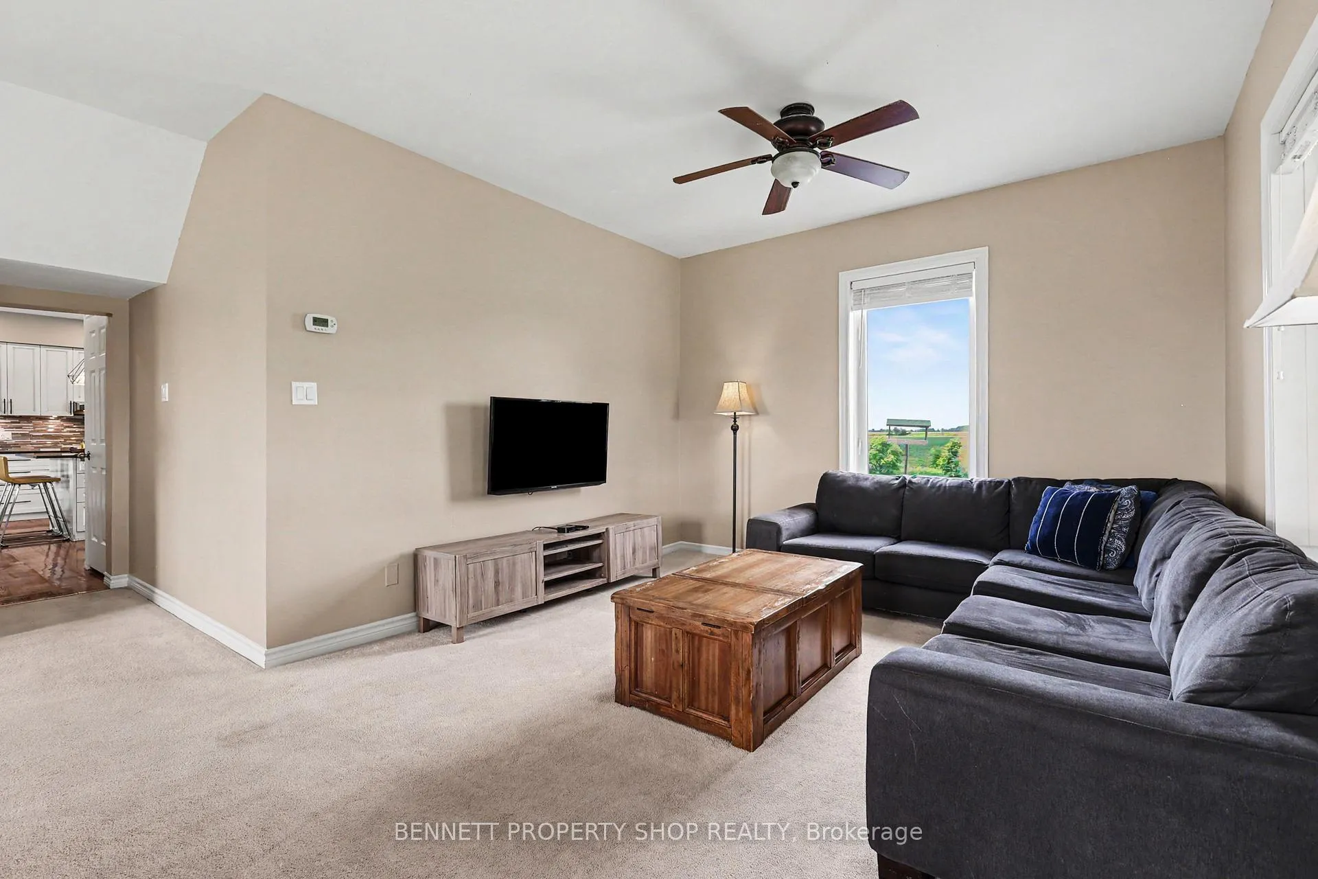 Photo 10 of 5026 Rushmore Road, Ottawa, South of Fallowfield Road — HOMEH