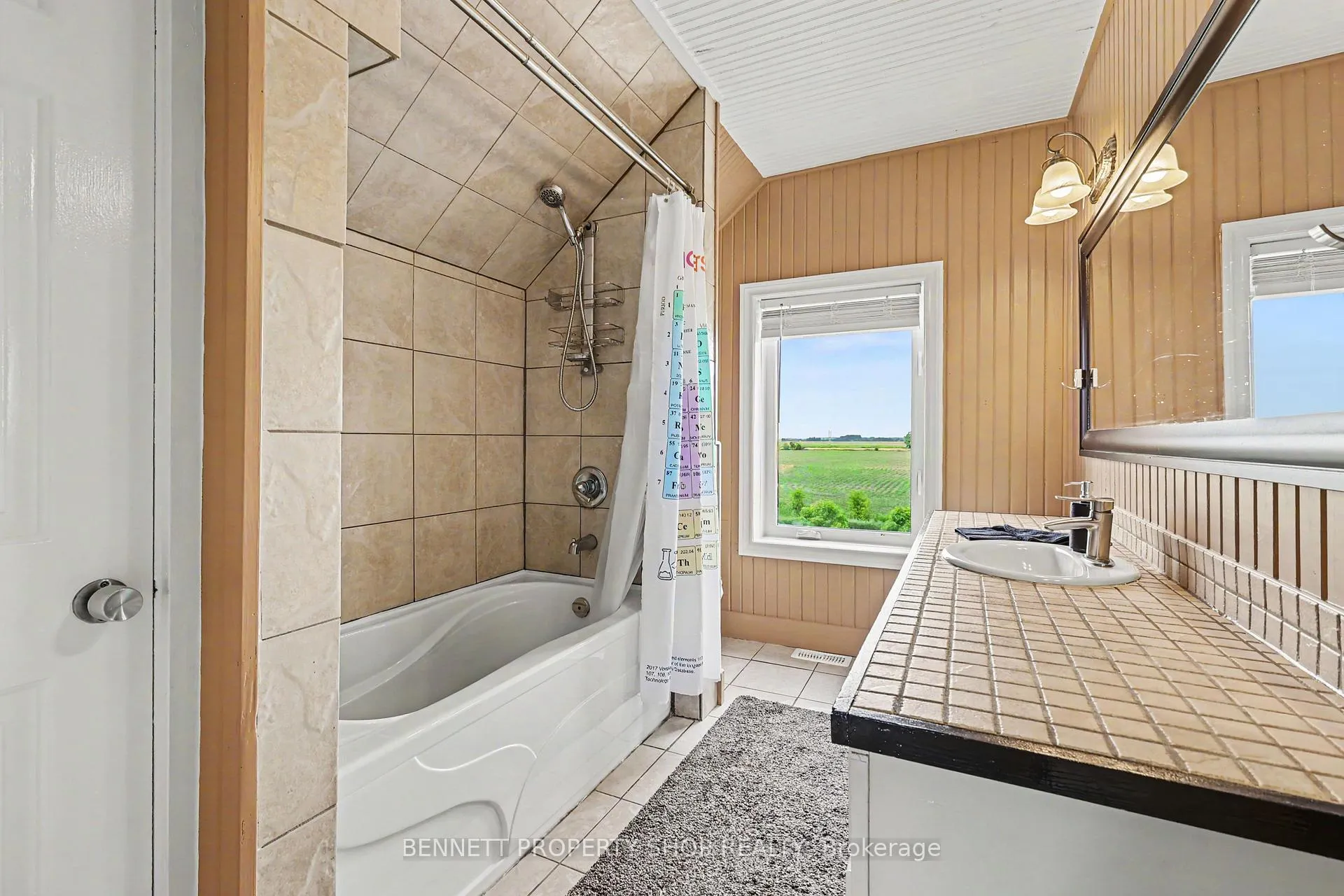 Photo 13 of 5026 Rushmore Road, Ottawa, South of Fallowfield Road — HOMEH