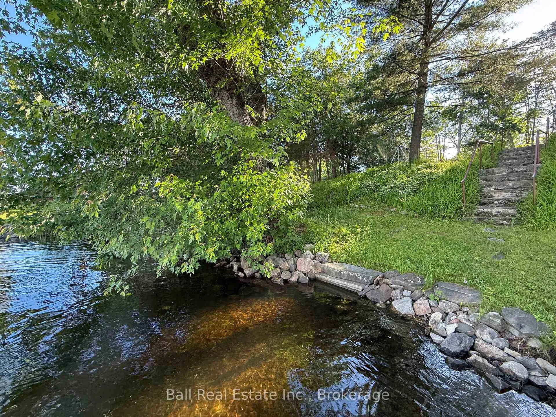Photo 8 of 1855 South Bayshore Road E, Douro-Dummer — HOMEH