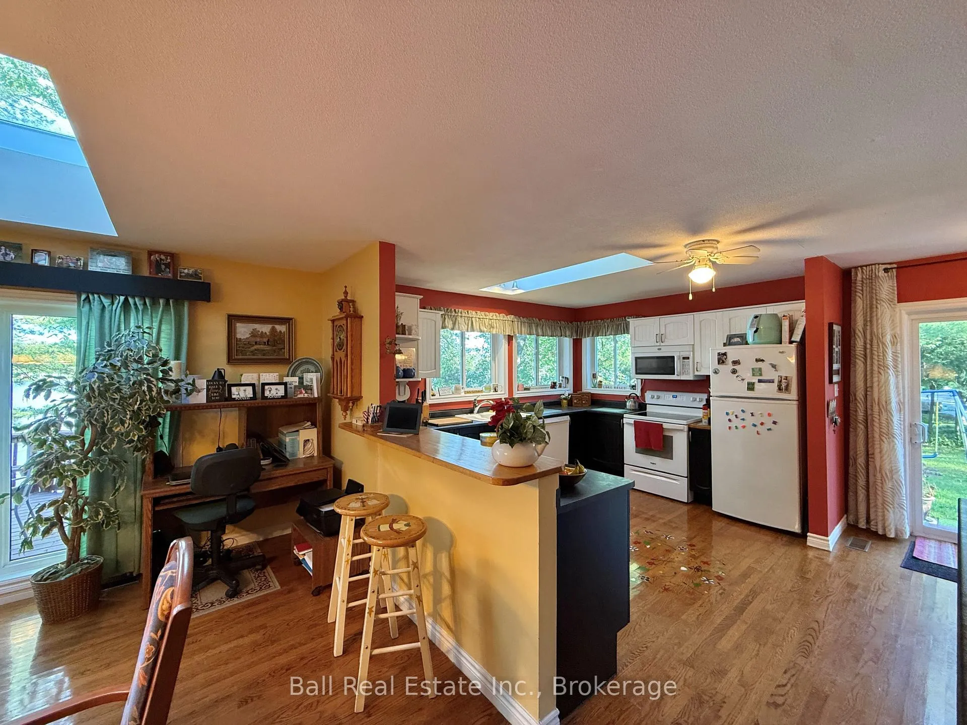Photo 20 of 1855 South Bayshore Road E, Douro-Dummer — HOMEH