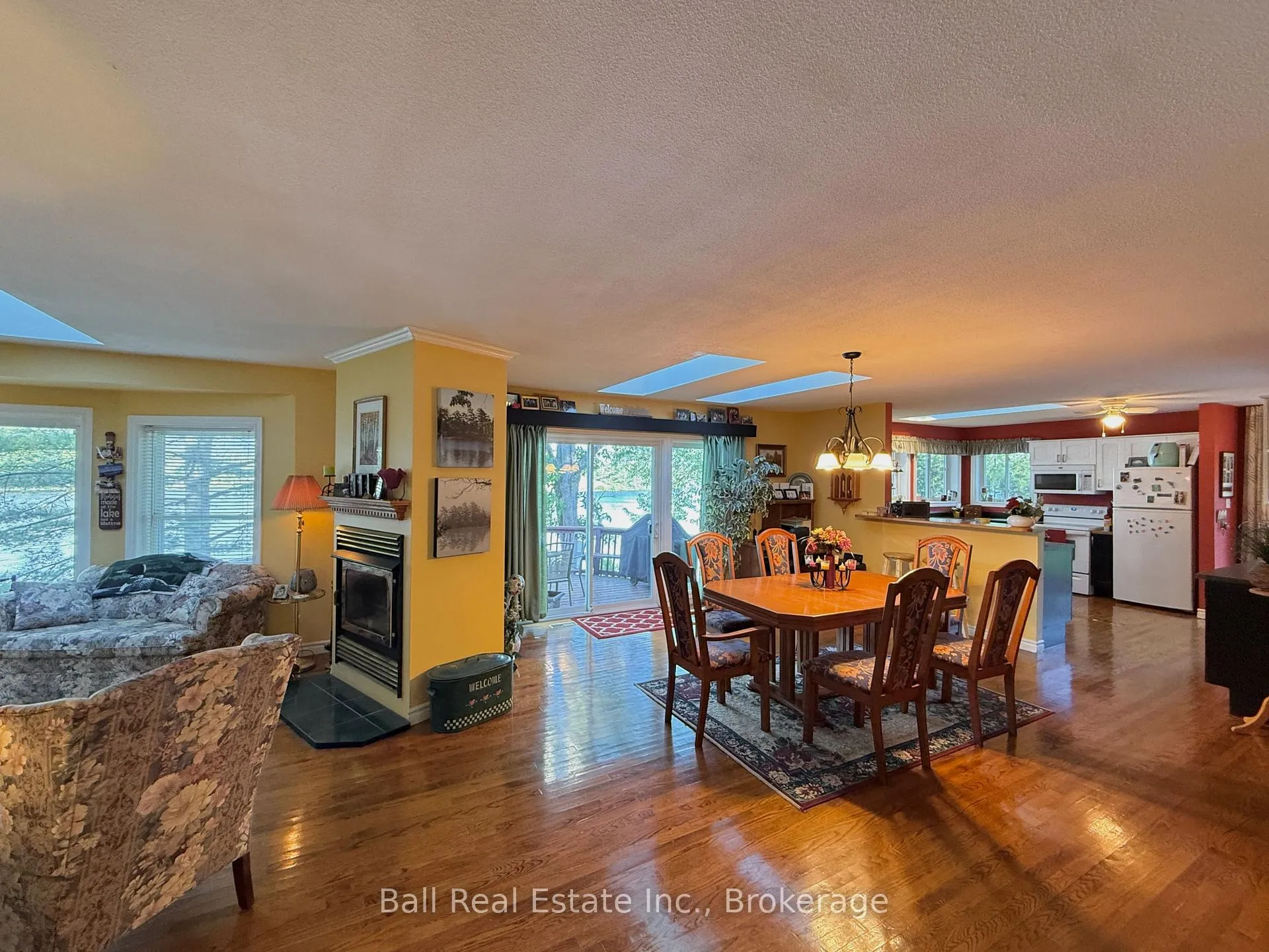 Photo 23 of 1855 South Bayshore Road E, Douro-Dummer — HOMEH