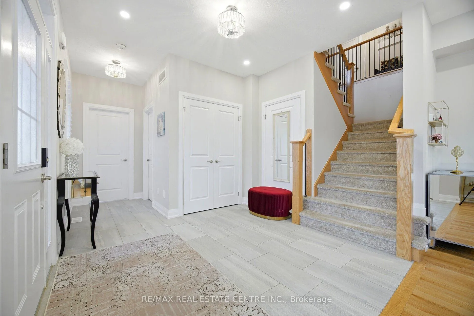 Photo 41 of 127 Monarch Woods Drive, Kitchener, Doon South — HOMEH