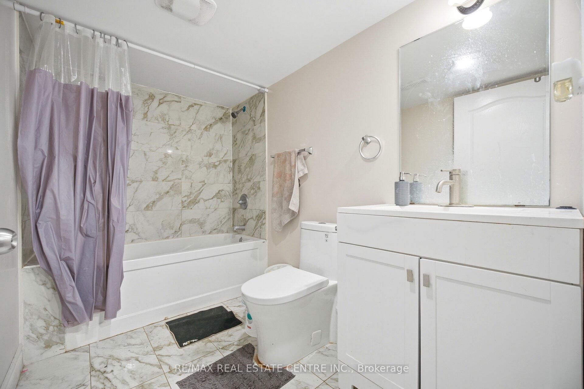 Photo 32 of 127 Monarch Woods Drive, Kitchener, Doon South — HOMEH