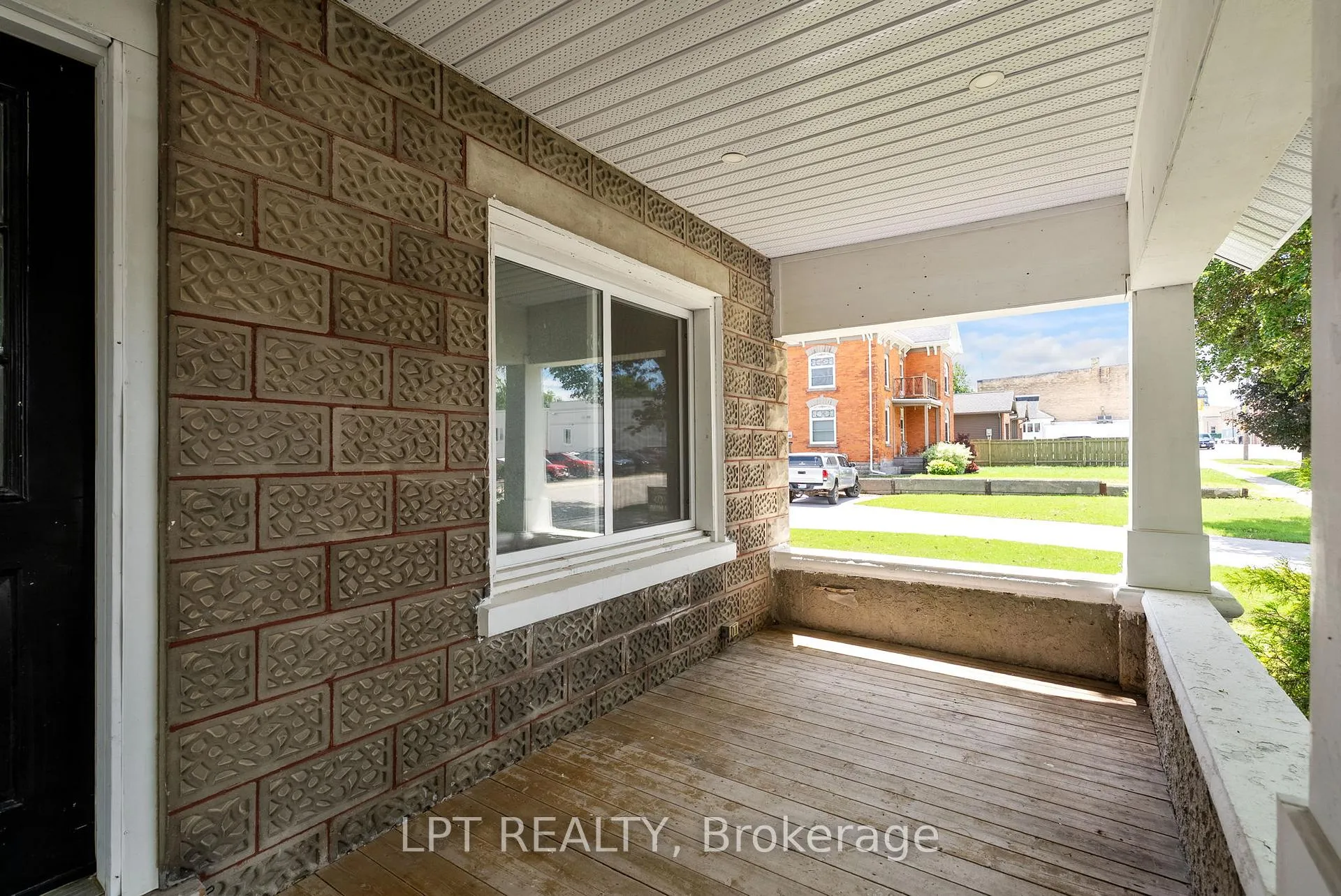 Photo 6 of 38 Main Street N, Huron East, Seaforth — HOMEH