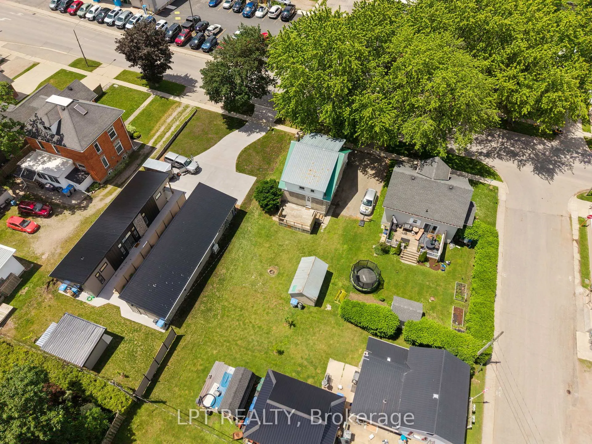 Photo 40 of 38 Main Street N, Huron East, Seaforth — HOMEH