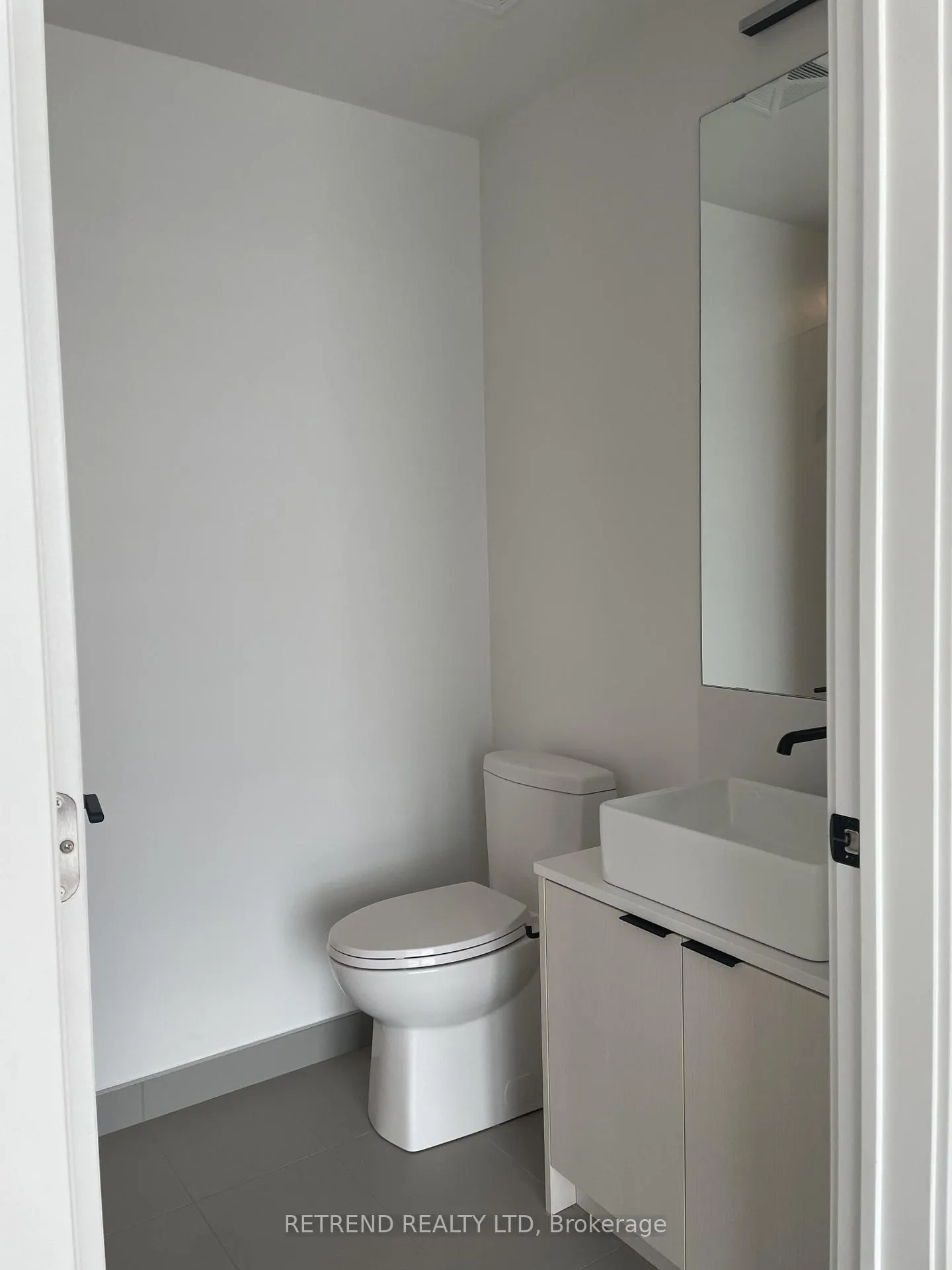 Photo 26 of Unit 2310, 10 Graphophone Grove, Toronto, Dovercourt-Wallace Emerson-Junction — HOMEH