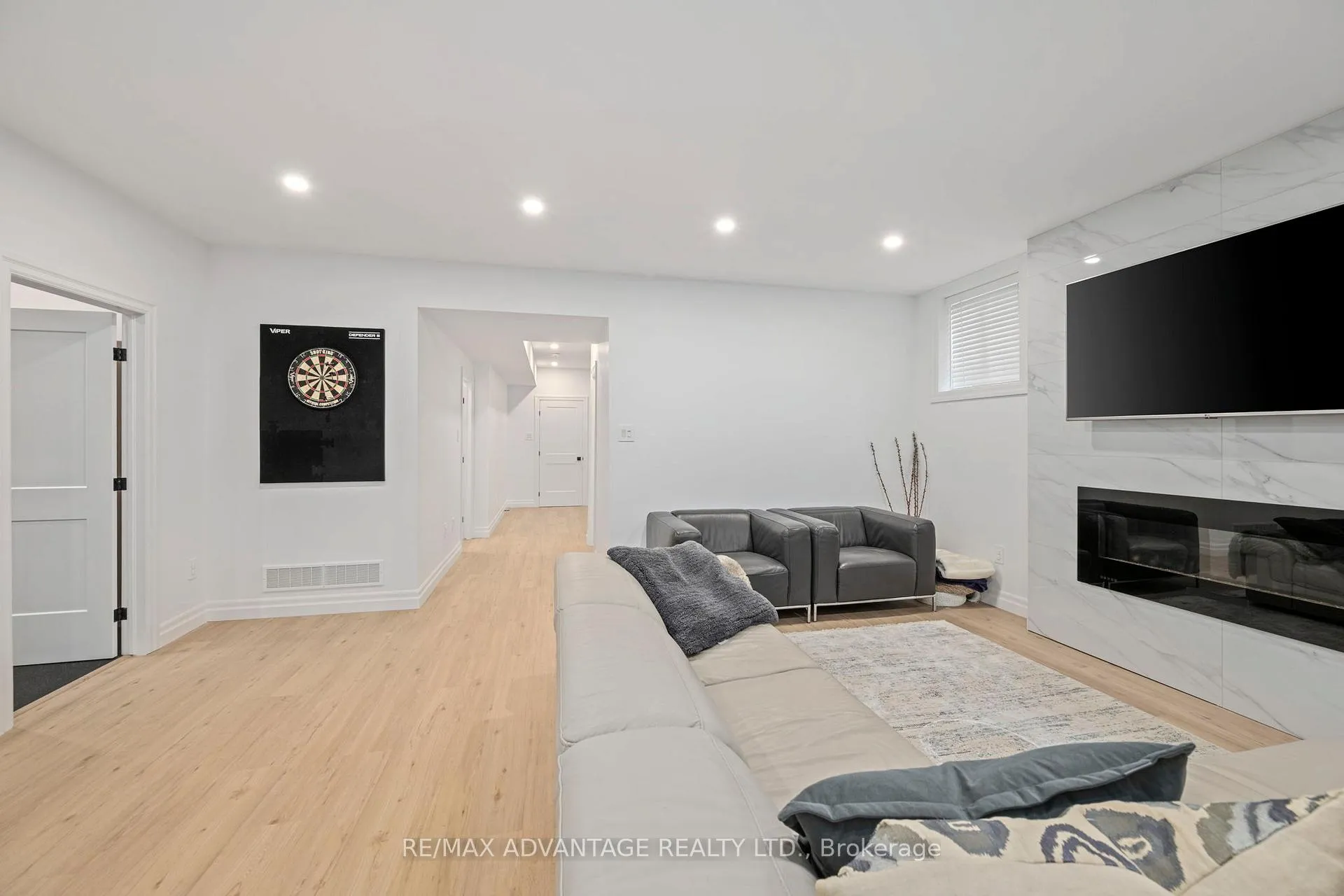 Photo 38 of 1653 Medway Park Drive, London, North S — HOMEH