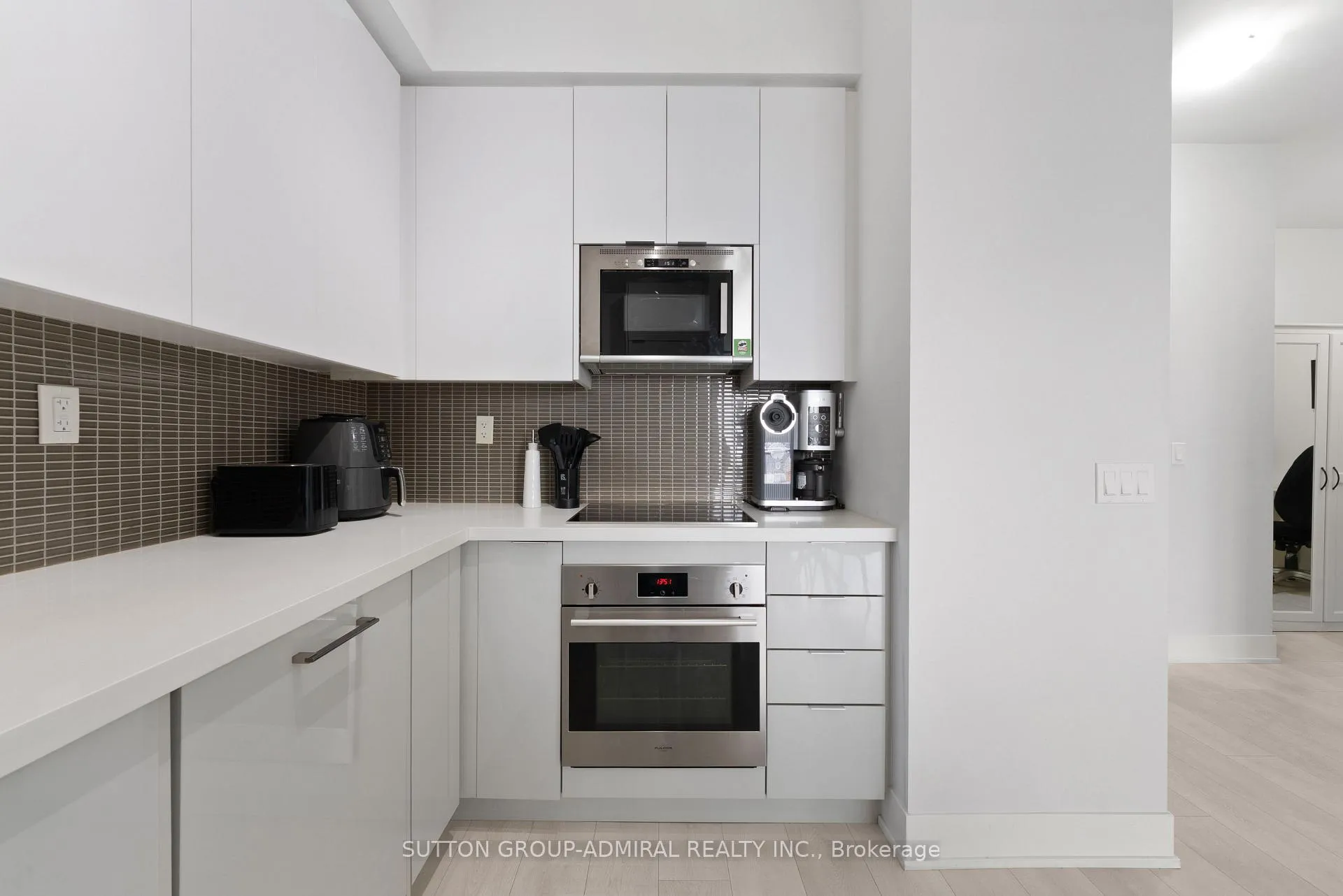 Photo 6 of Unit 1104, 2916 Highway 7, Vaughan, Concord — HOMEH