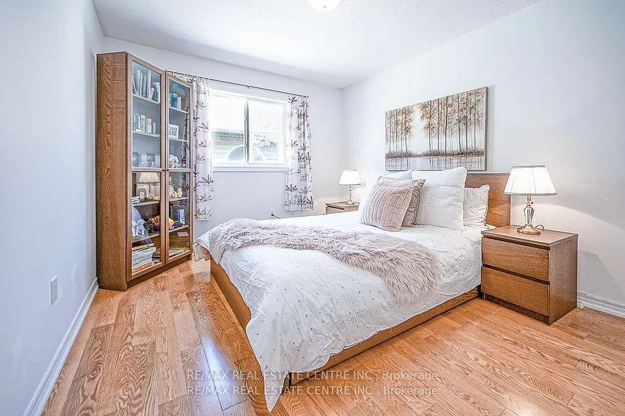 Photo 16 of 39 Mcarthur Drive, Guelph, Pineridge/Westminster Woods — HOMEH