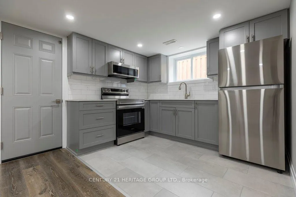Photo 5 of Unit Lower, 291 East 24th Street, Hamilton, Burkholme — HOMEH