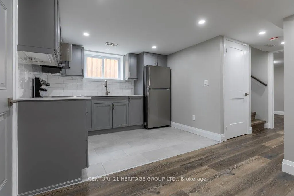 Photo 8 of Unit Lower, 291 East 24th Street, Hamilton, Burkholme — HOMEH