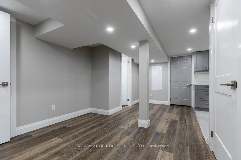 Photo 11 of Unit Lower, 291 East 24th Street, Hamilton, Burkholme — HOMEH