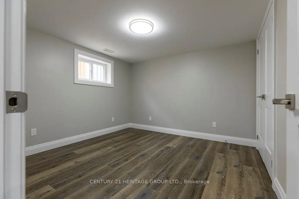 Photo 12 of Unit Lower, 291 East 24th Street, Hamilton, Burkholme — HOMEH