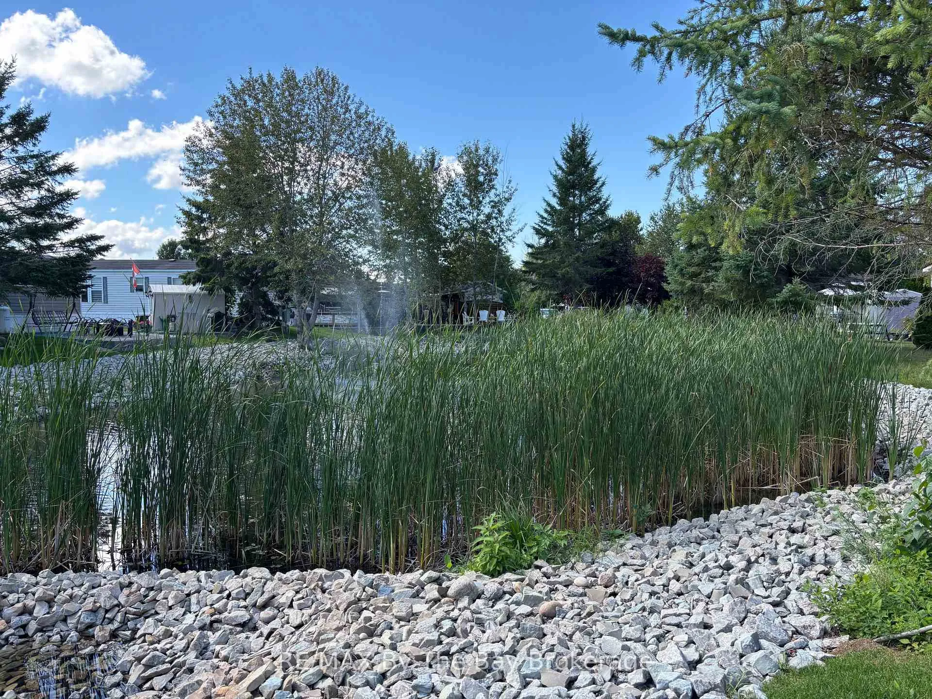 Photo 6 of 15 Huron Circle, Wasaga Beach — HOMEH