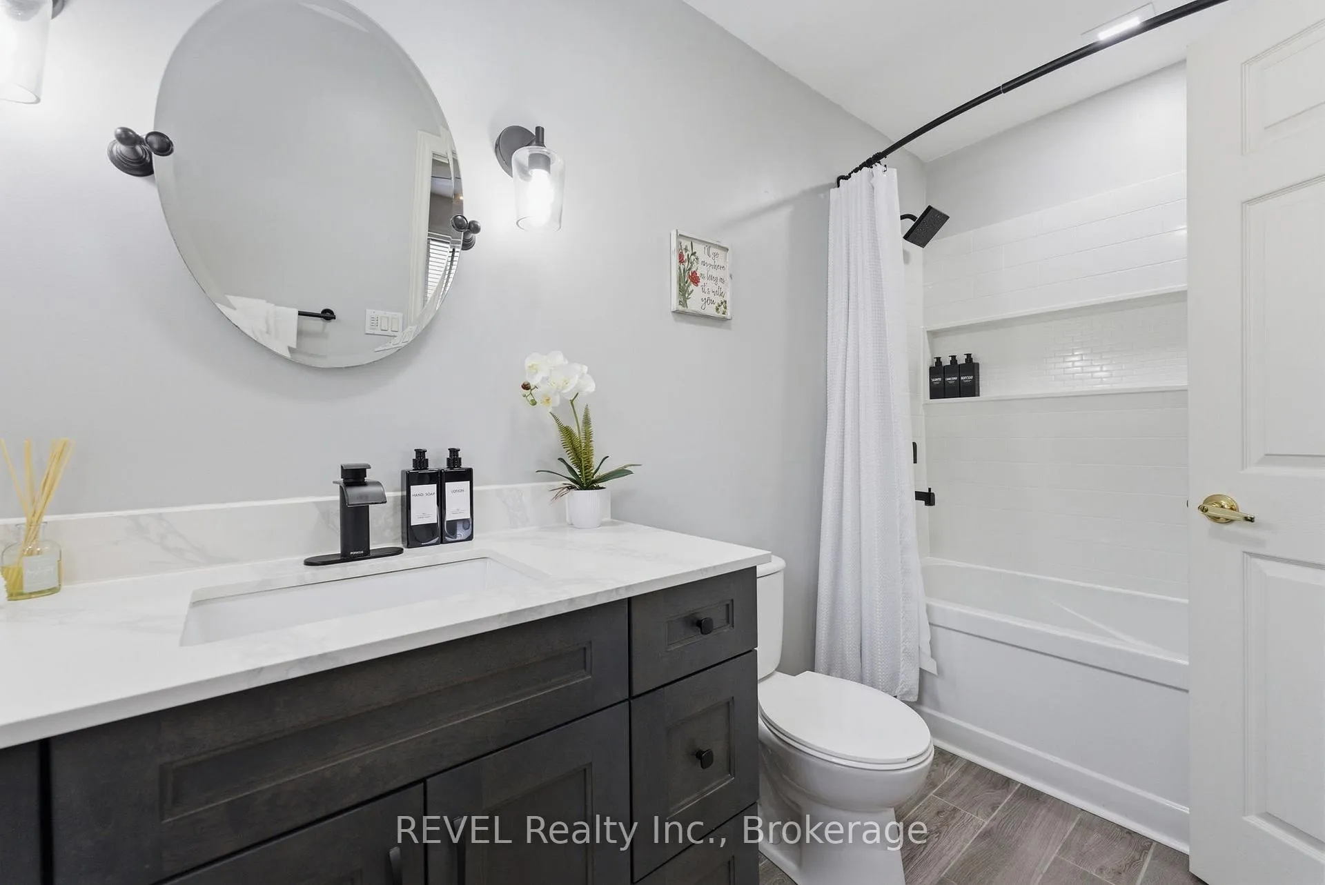 Photo 20 of 17 Stonehaven Road, Haldimand, Dunnville — HOMEH