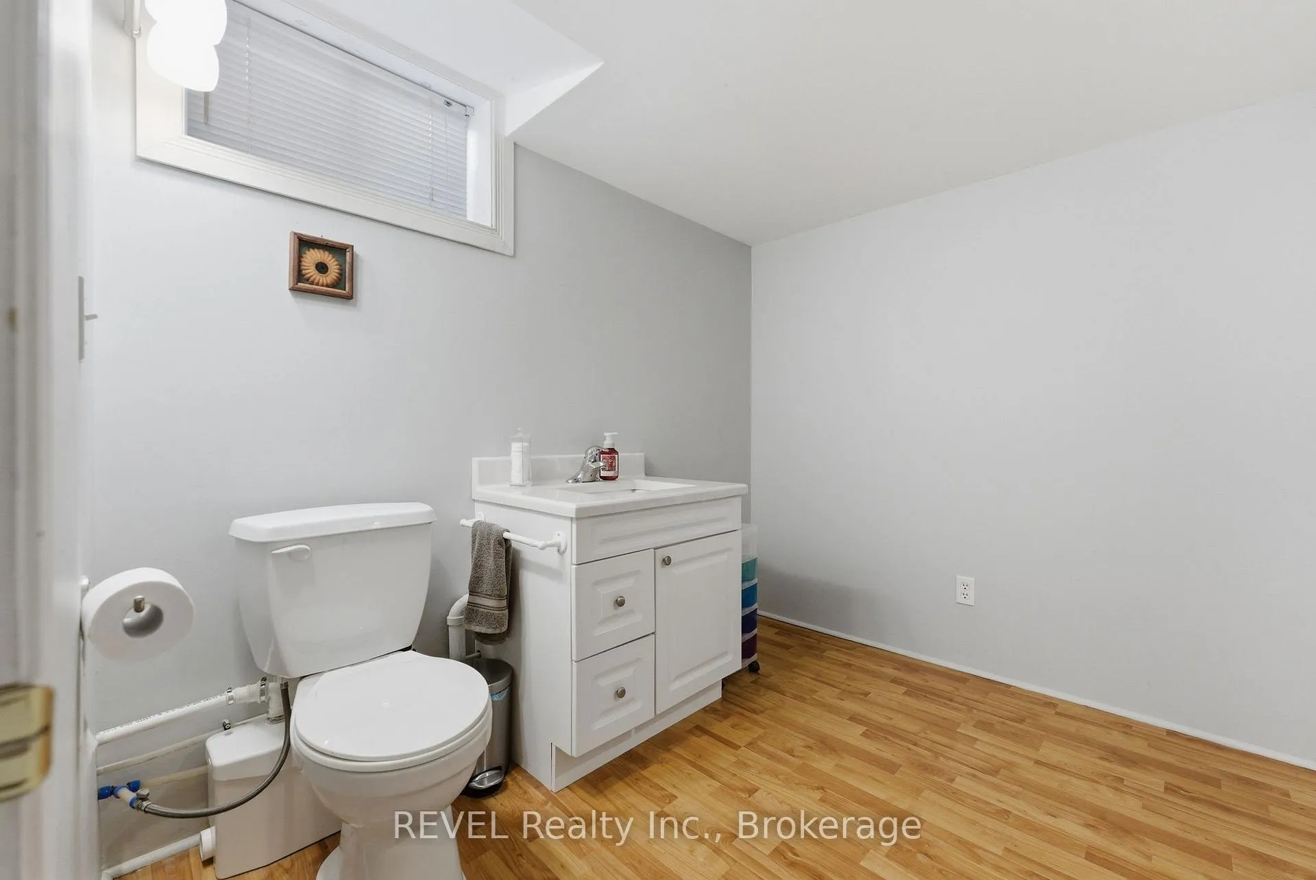 Photo 31 of 17 Stonehaven Road, Haldimand, Dunnville — HOMEH