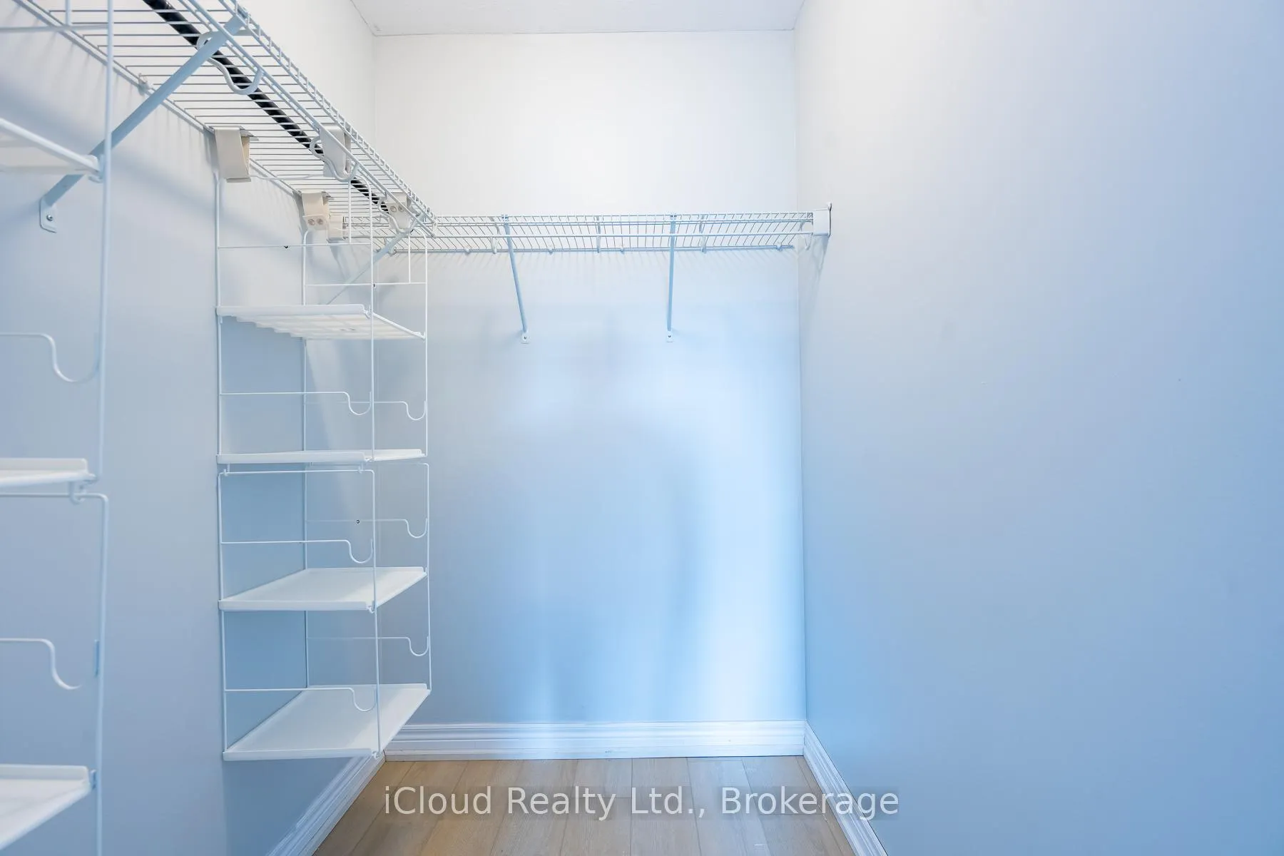 Photo 20 of 113 Echovalley Drive, Hamilton, Stoney Creek Mountain — HOMEH