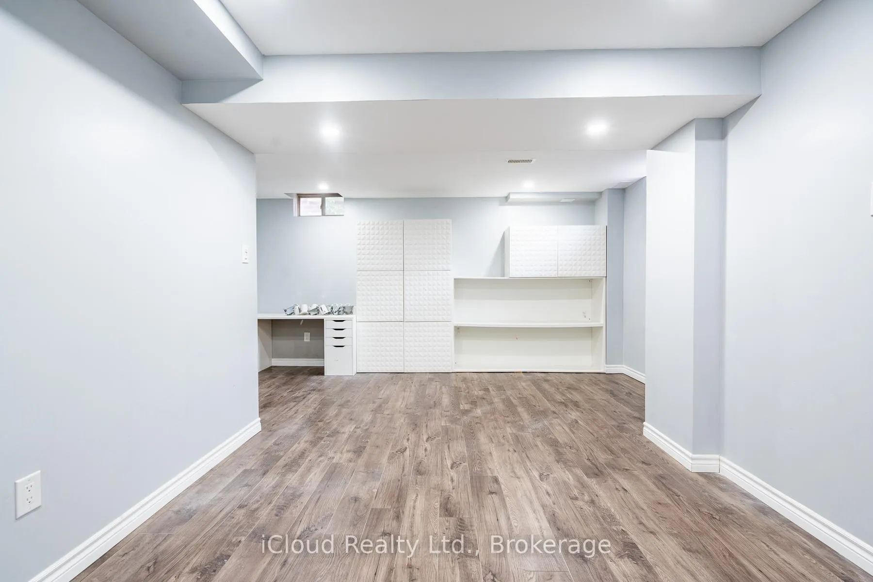 Photo 25 of 113 Echovalley Drive, Hamilton, Stoney Creek Mountain — HOMEH
