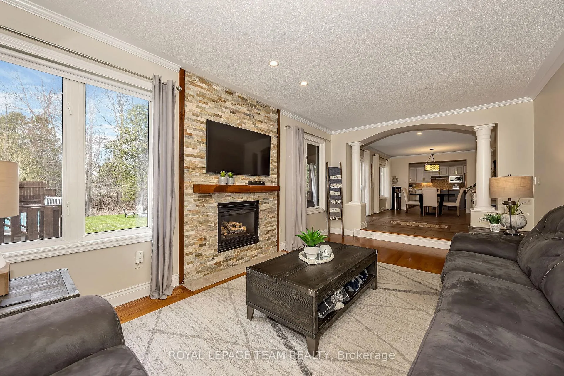 Photo 13 of 7067 Donwel Drive, Ottawa, Greely — HOMEH