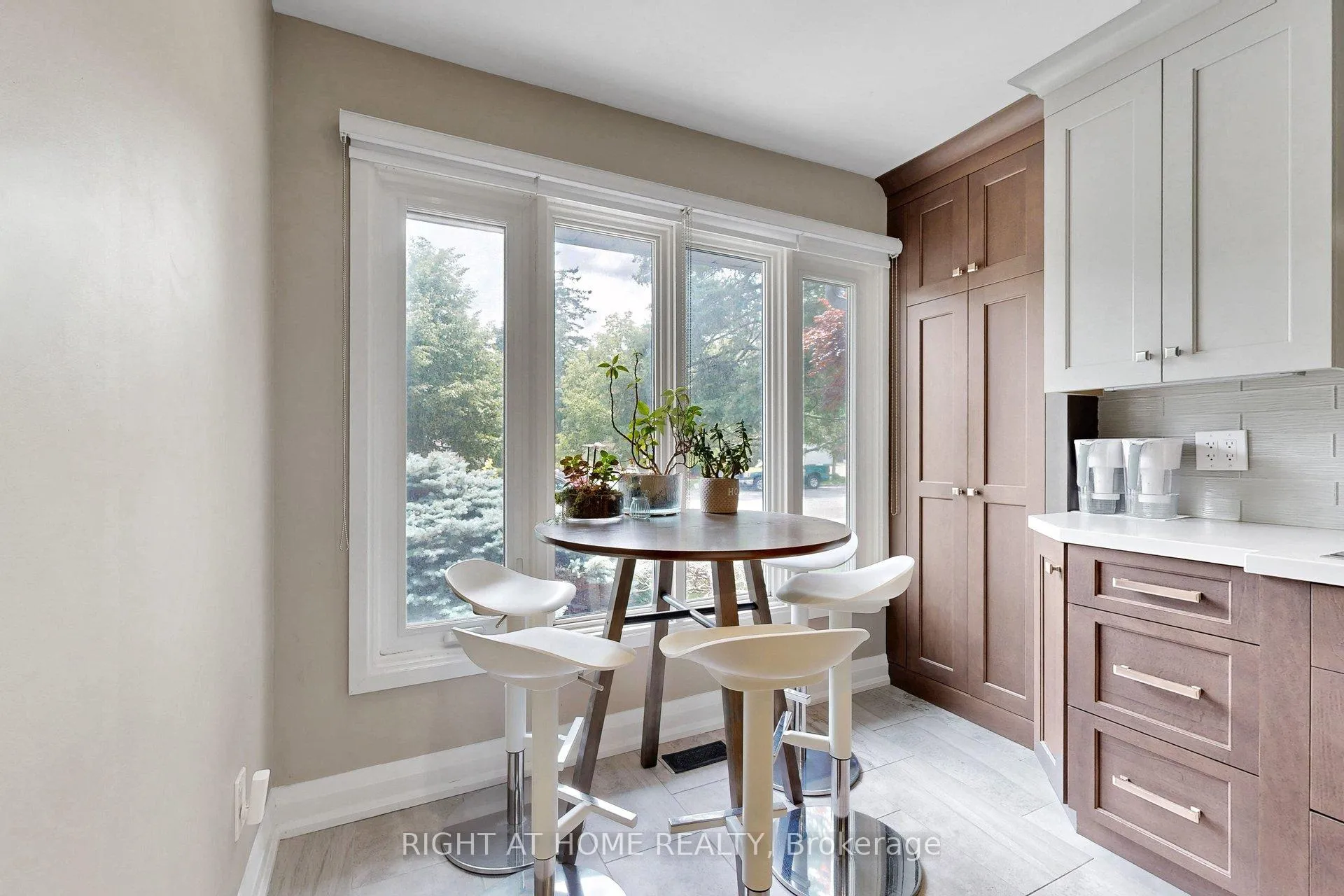 Photo 8 of 62 Kings College Road, Markham, Aileen-Willowbrook — HOMEH
