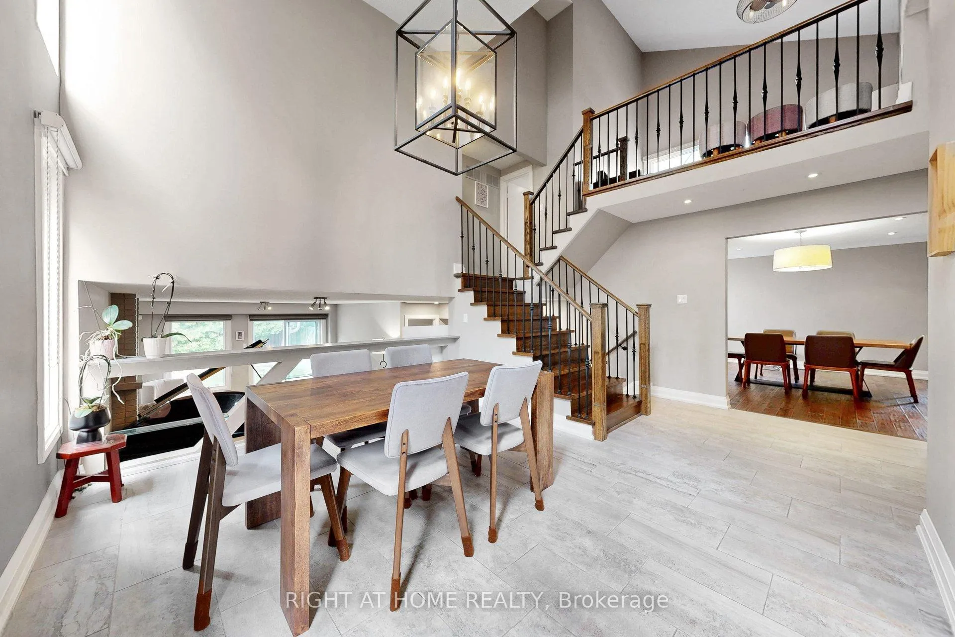 Photo 11 of 62 Kings College Road, Markham, Aileen-Willowbrook — HOMEH