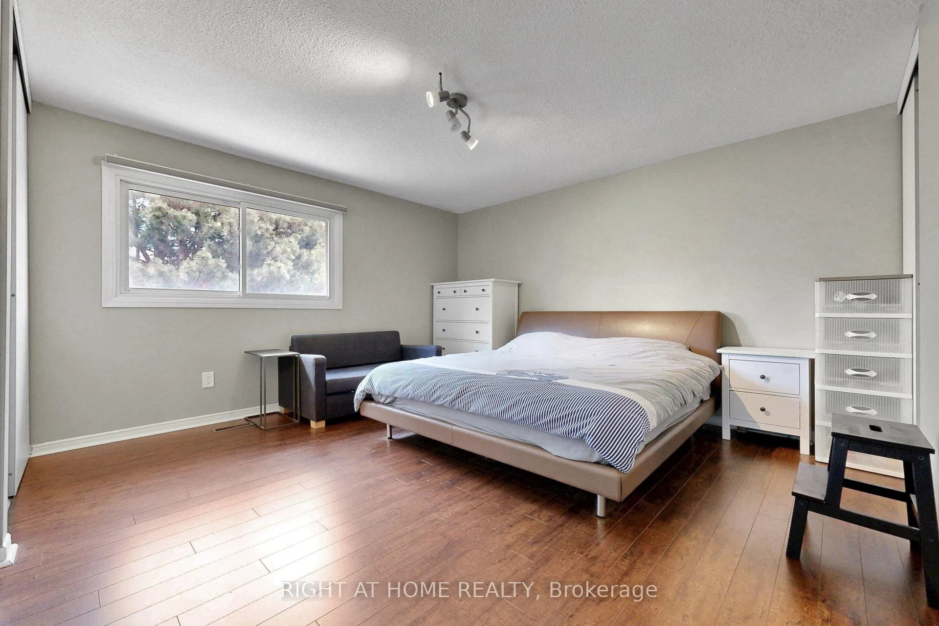 Photo 20 of 62 Kings College Road, Markham, Aileen-Willowbrook — HOMEH