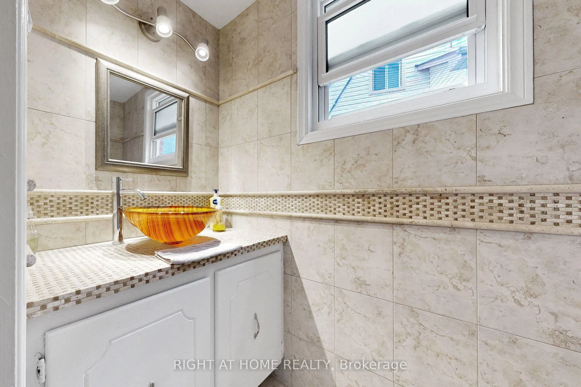 Photo 21 of 62 Kings College Road, Markham, Aileen-Willowbrook — HOMEH