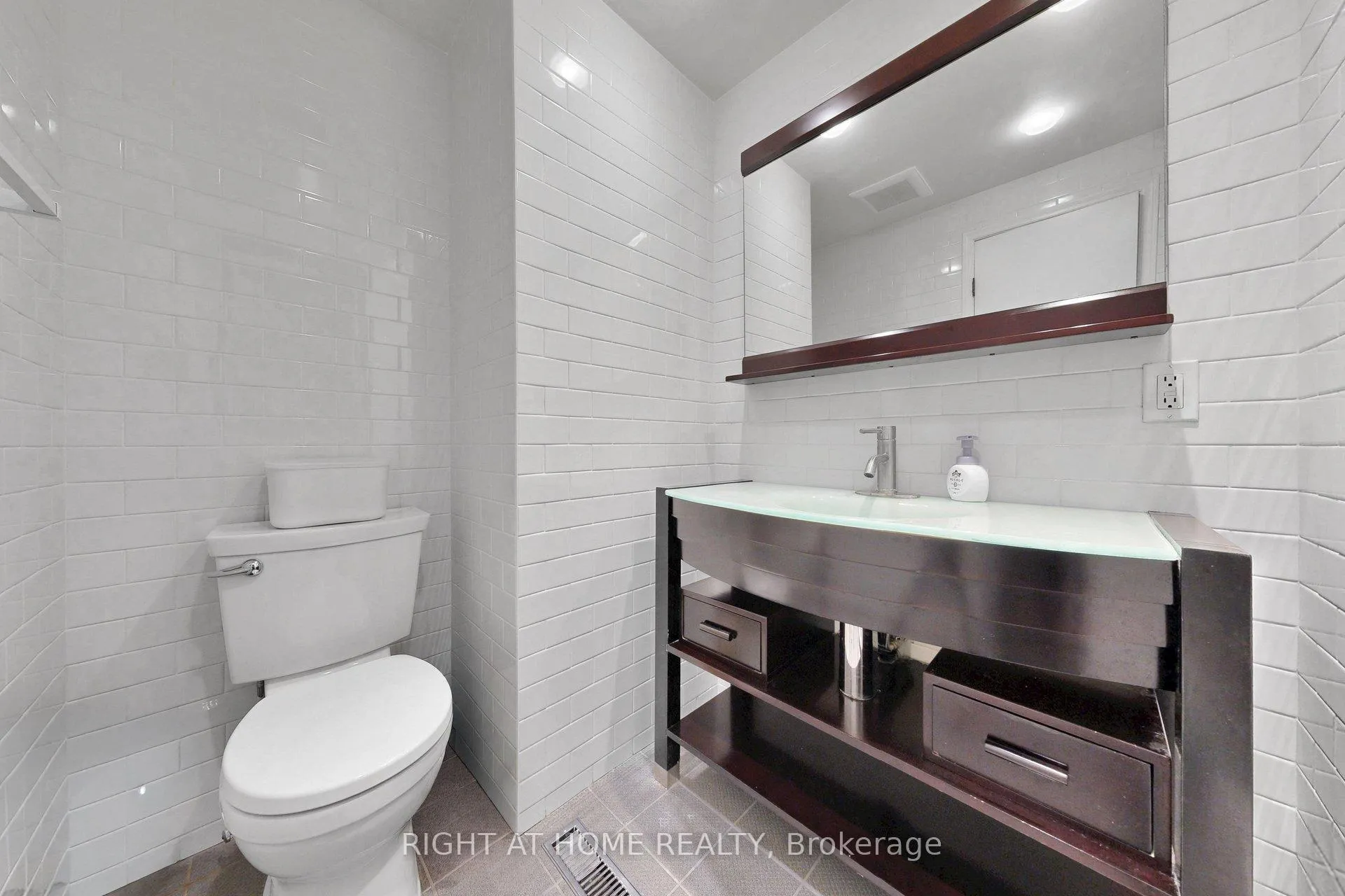 Photo 29 of 62 Kings College Road, Markham, Aileen-Willowbrook — HOMEH