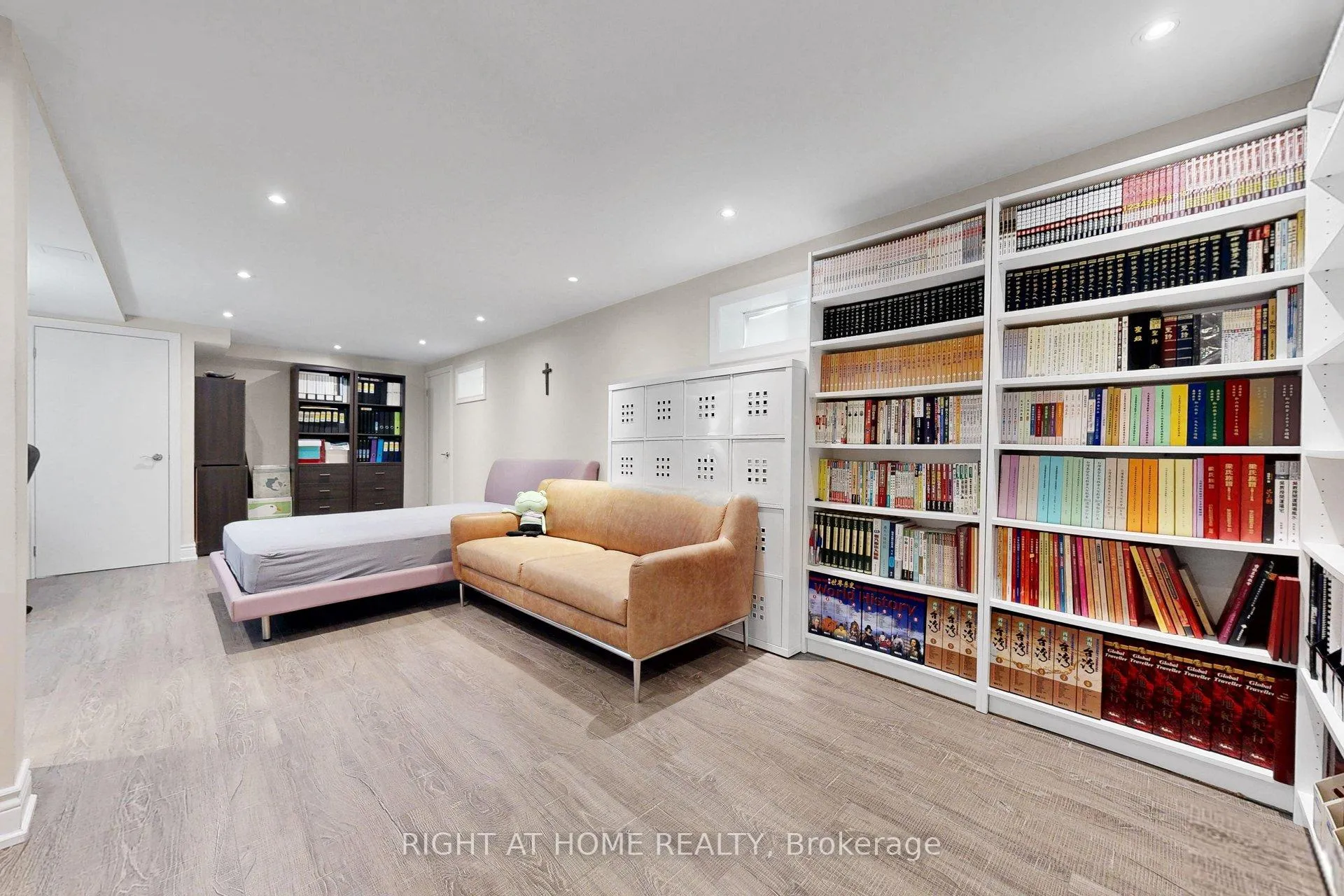 Photo 32 of 62 Kings College Road, Markham, Aileen-Willowbrook — HOMEH