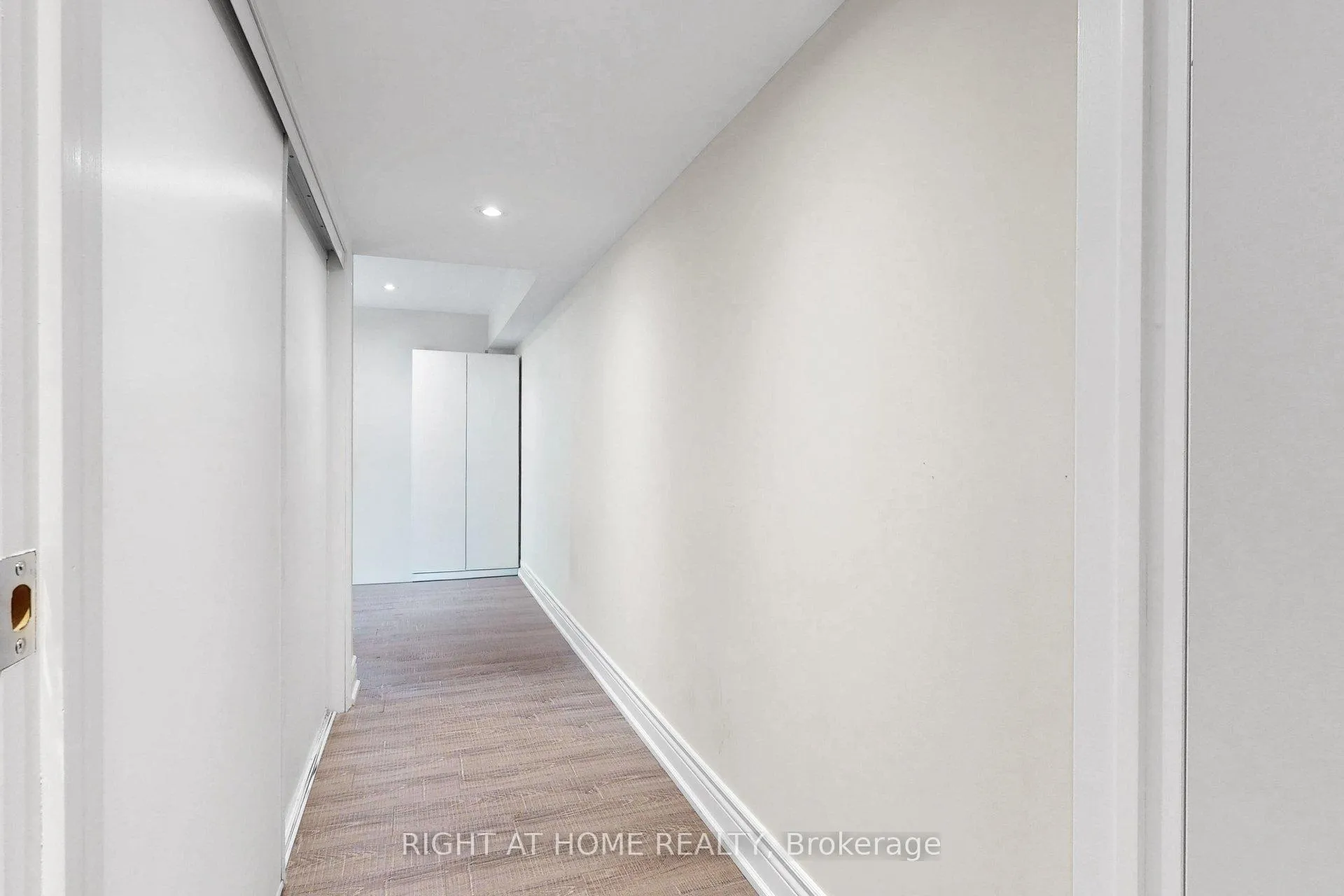 Photo 34 of 62 Kings College Road, Markham, Aileen-Willowbrook — HOMEH