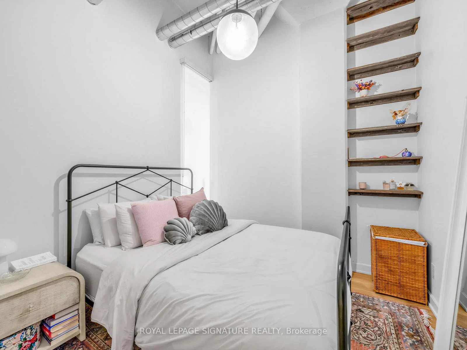 Photo 16 of Unit 422, 380 Macpherson Avenue, Toronto, Casa Loma — HOMEH