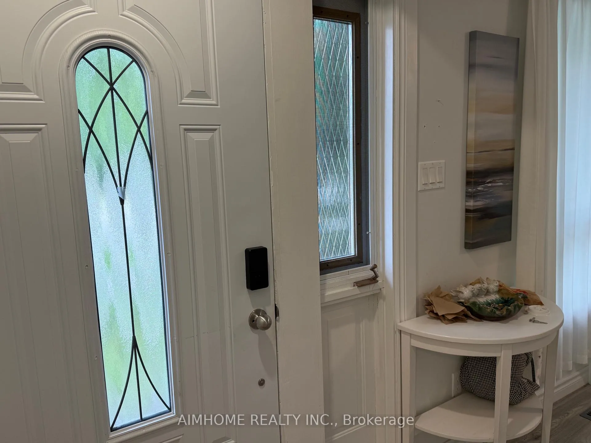 Photo 15 of 2076 Constance Drive, Oakville, Ford — HOMEH